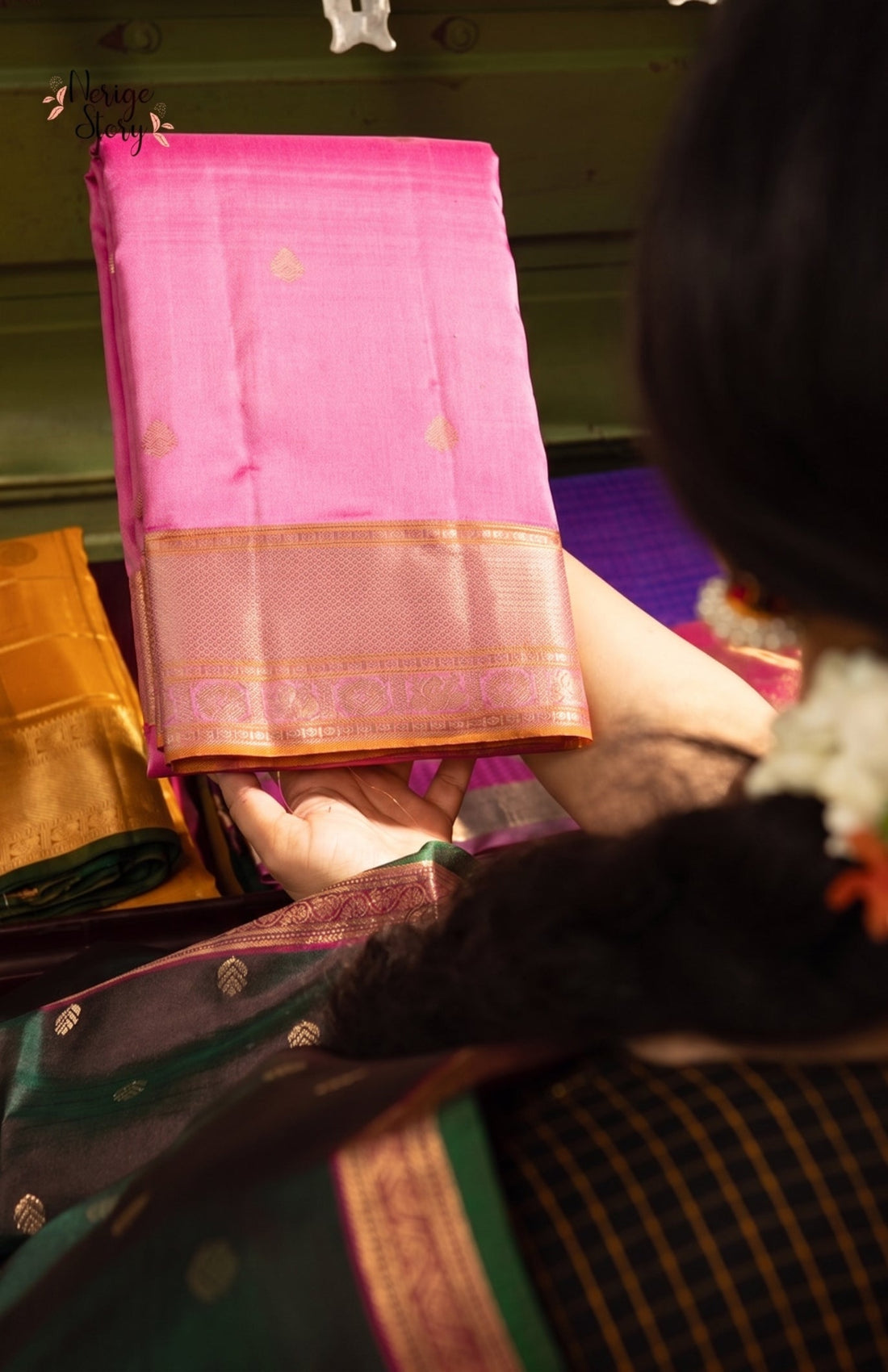 PARNIKA (பர்ணிகா)