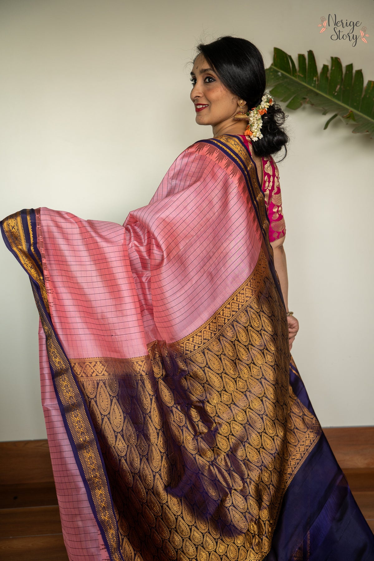 NEELAMANI (ನೀಲಮಣಿ)