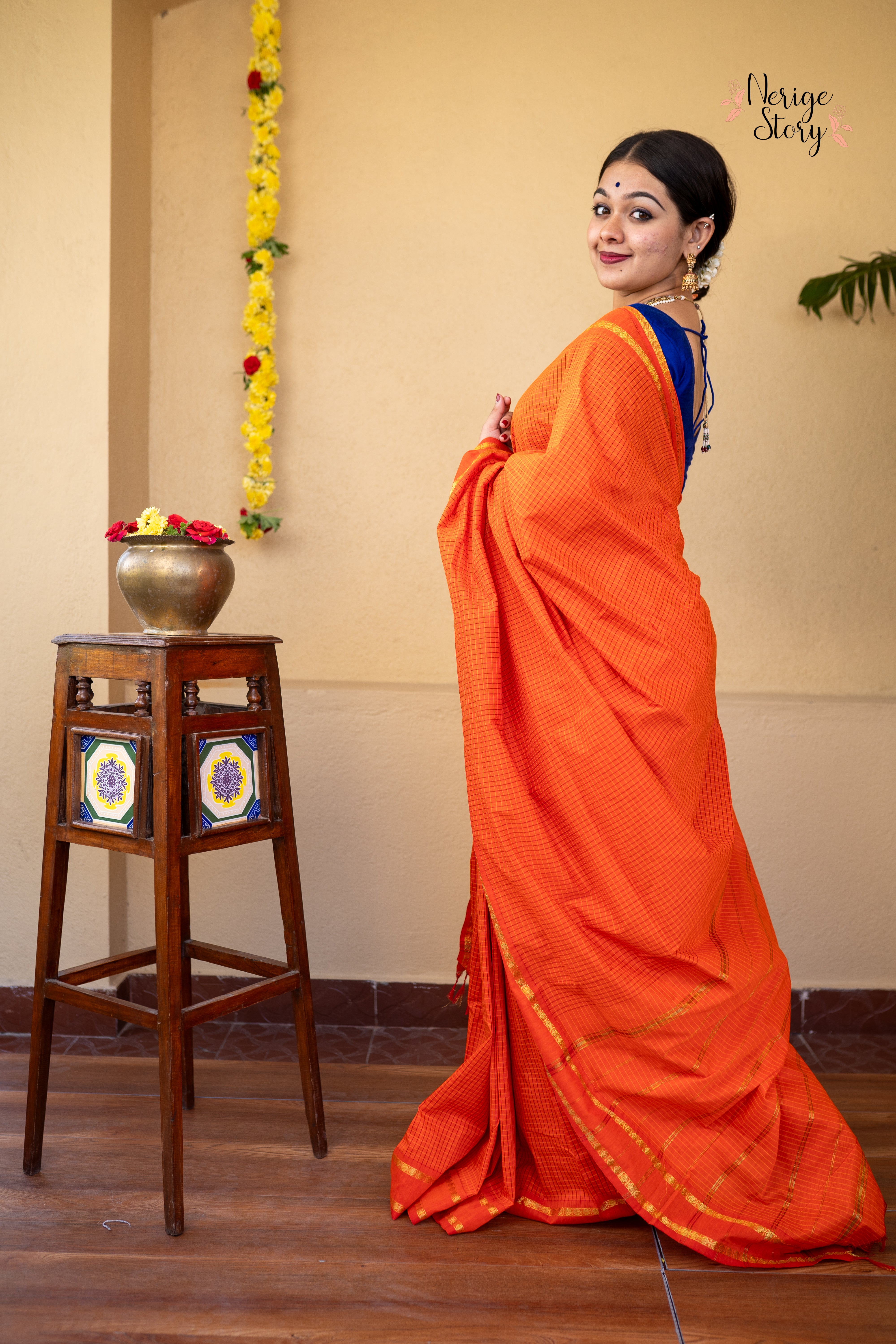 AHALYA (அஹல்யா)