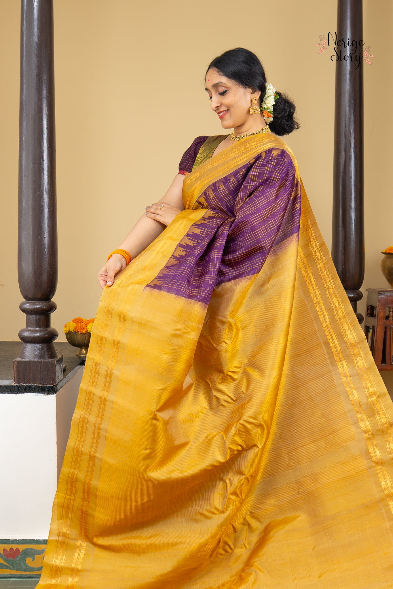 PREMASWARUPINI (ప్రేమస్వరూపిణి)