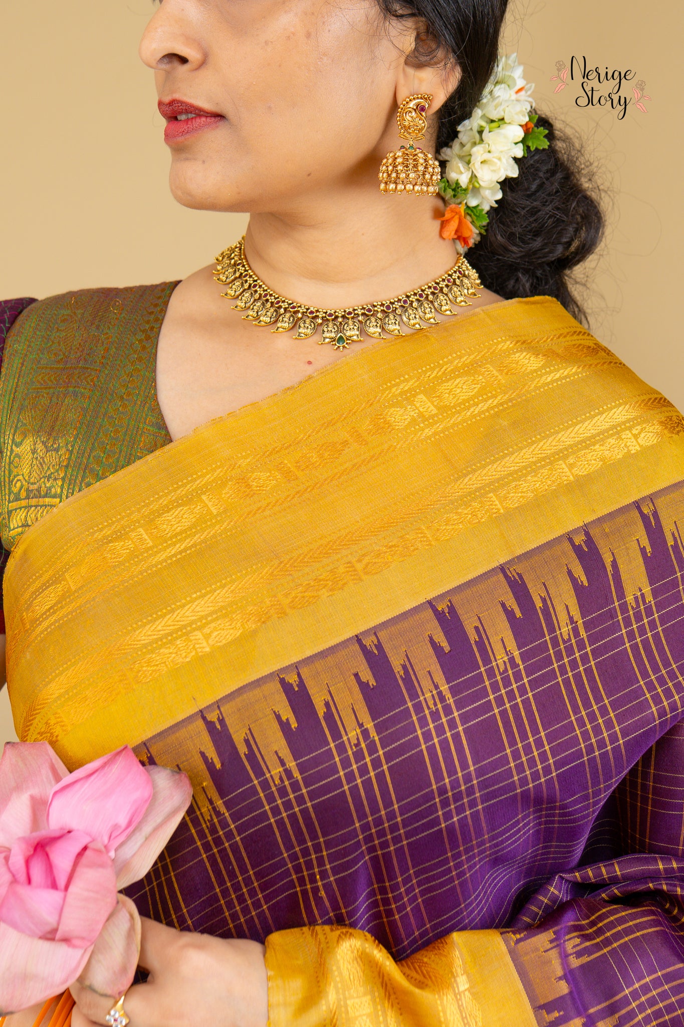 PREMASWARUPINI (ప్రేమస్వరూపిణి)