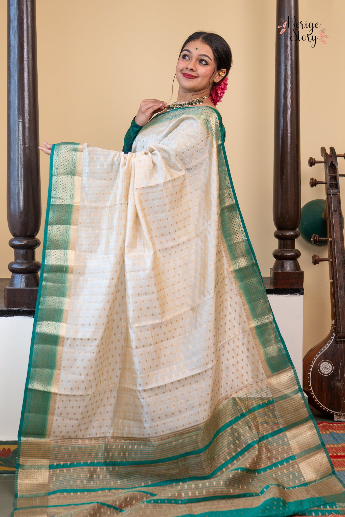 YAMIKA (यामिका)