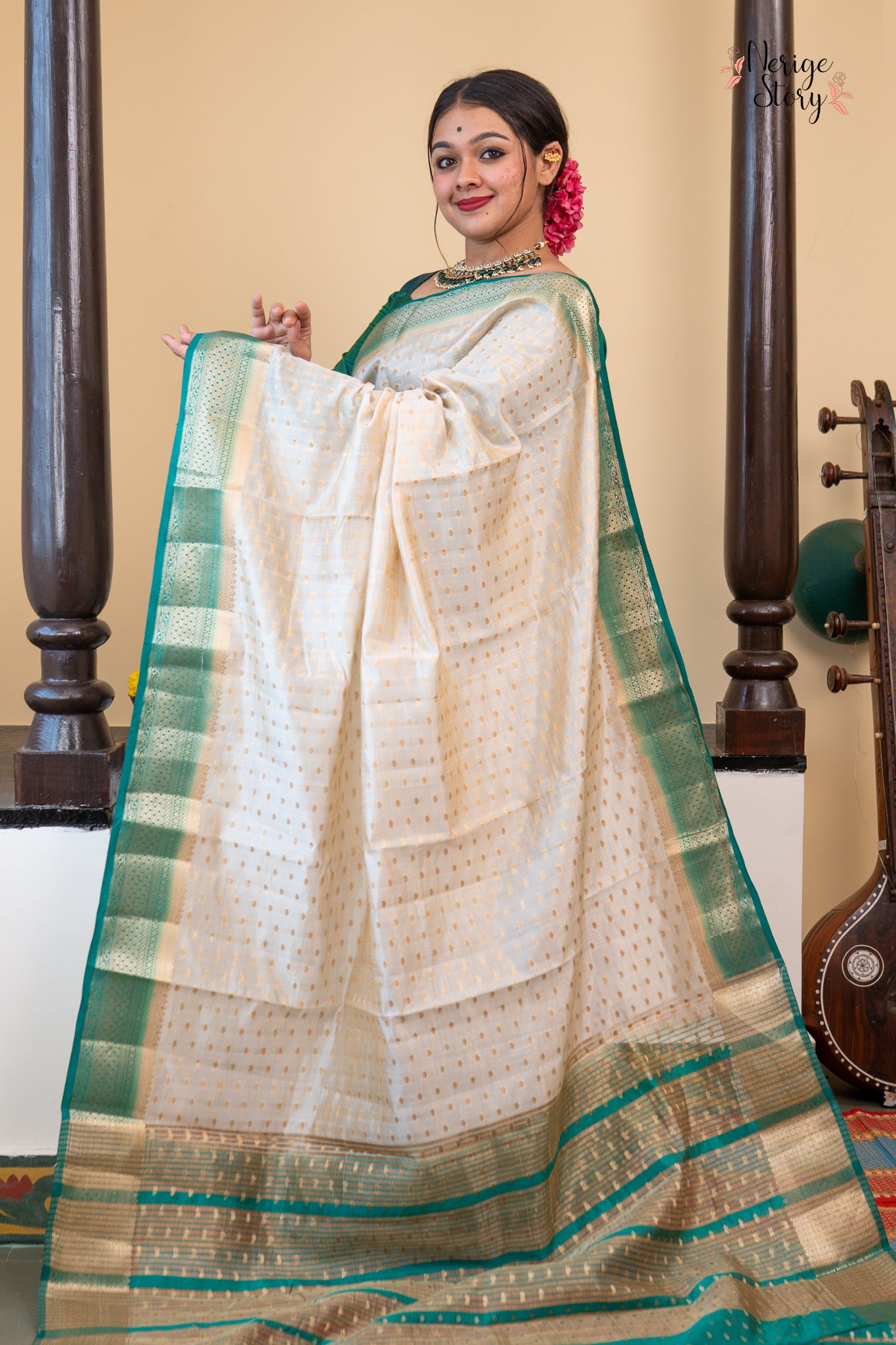 YAMIKA (यामिका)