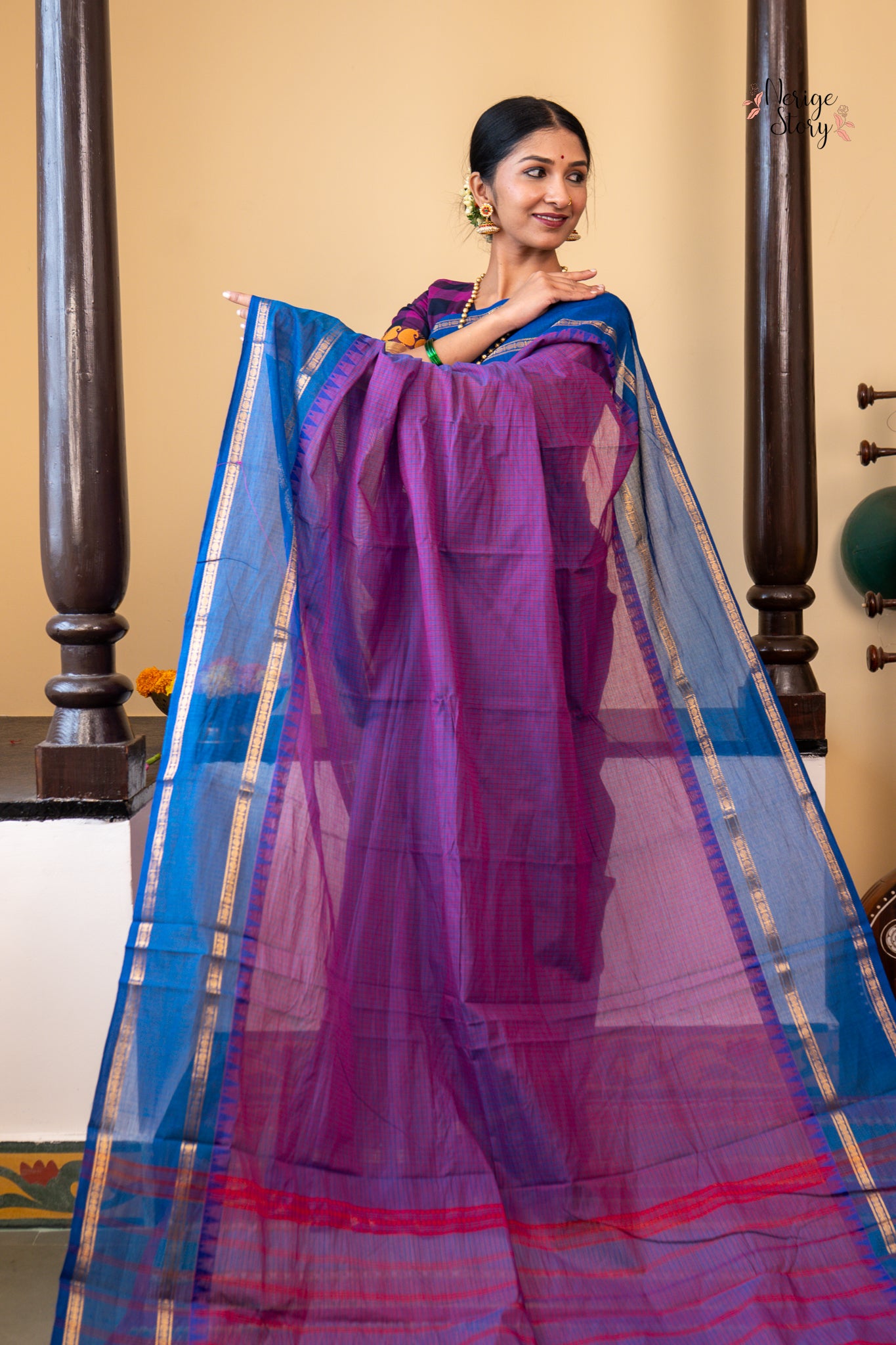 RAVIKA (ರವಿಕಾ)