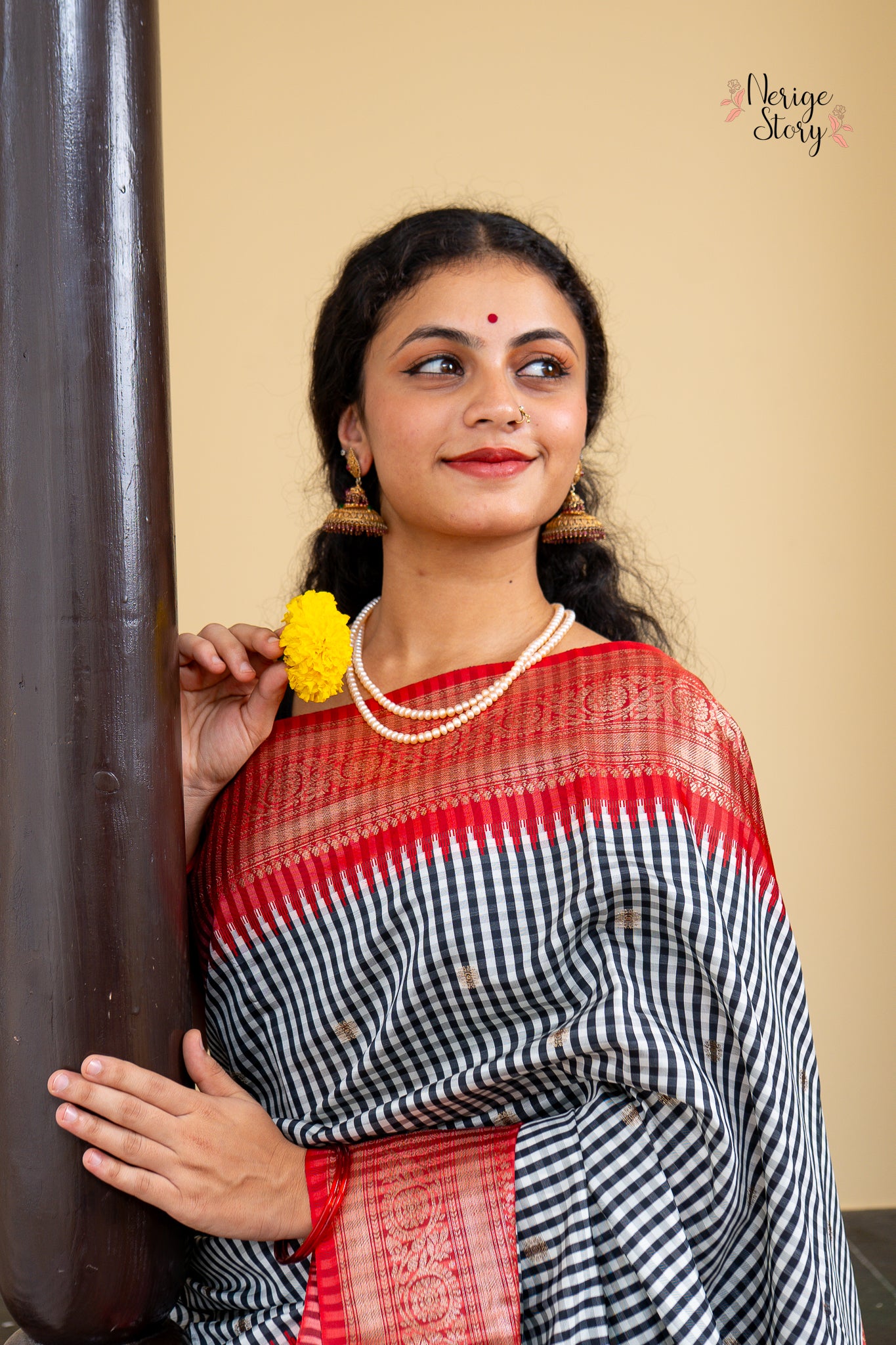 KASHMIRADEVI (कश्मीरादेवी)