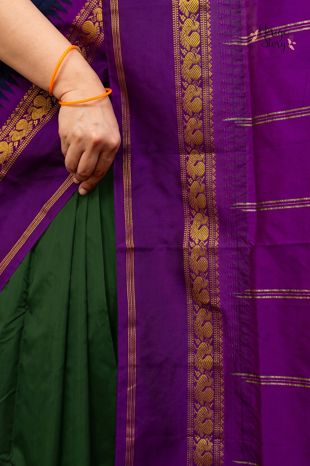 ANUSHA (అనూష)