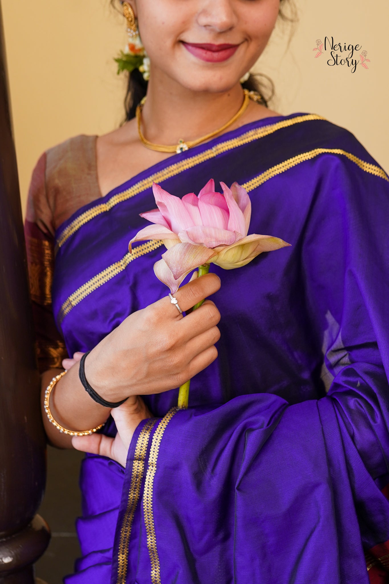 MRINALIKA (ಮೃಣಾಲಿಕಾ)