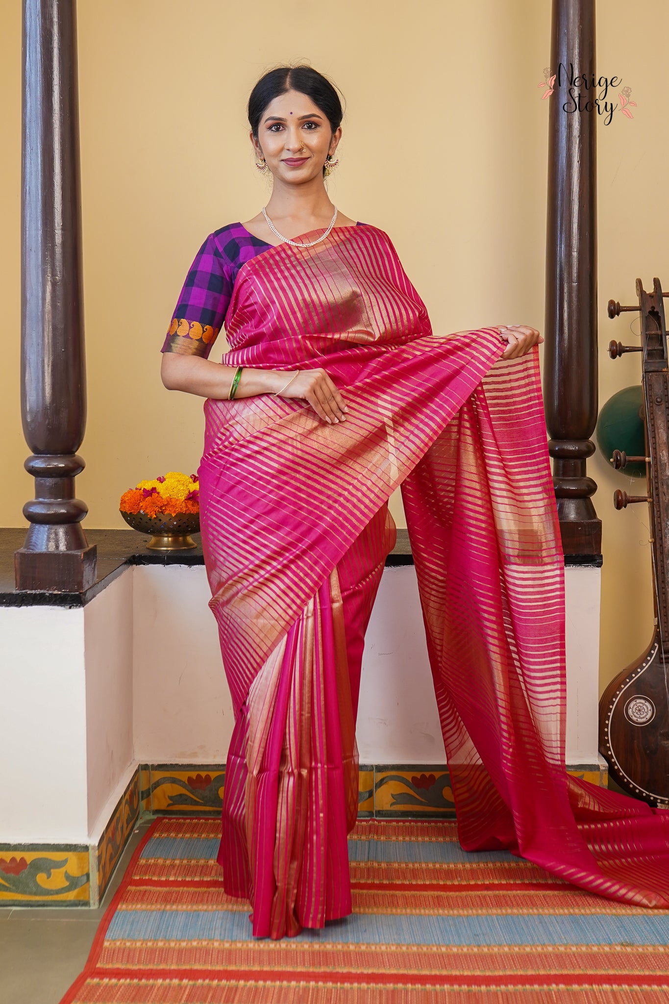 AASHNA (आशना)