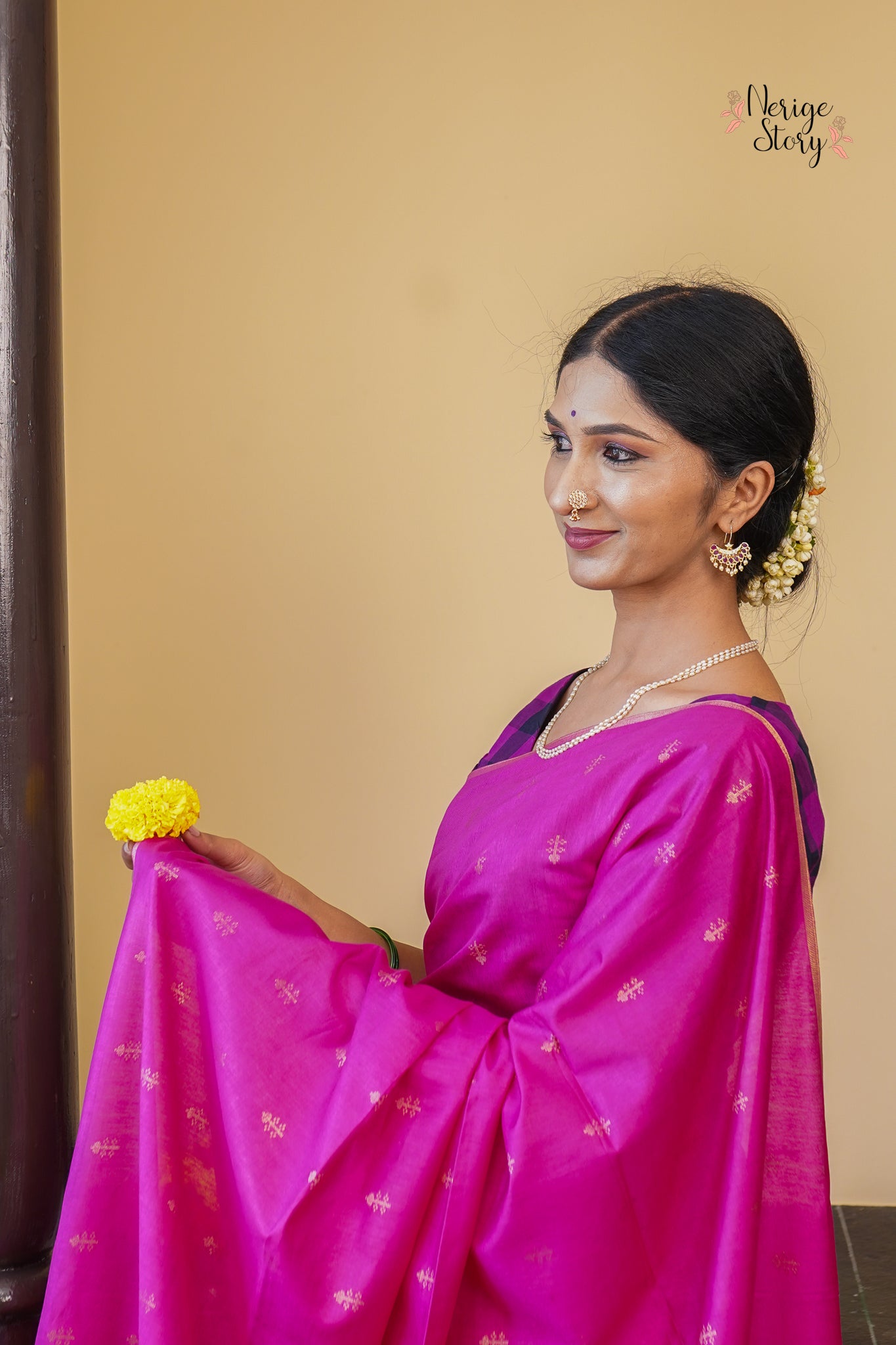 ARUNI (अरुणी)