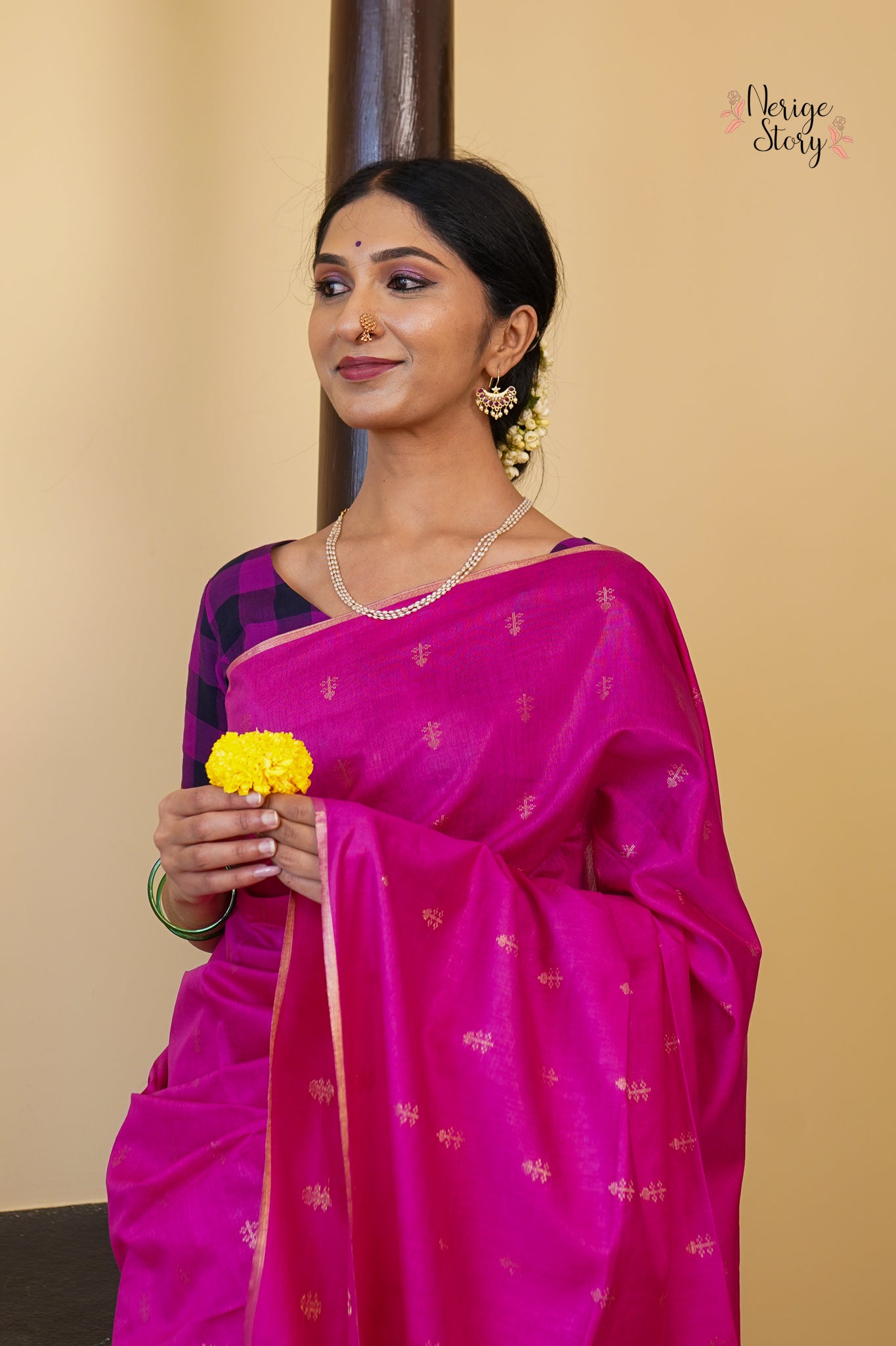 ARUNI (अरुणी)