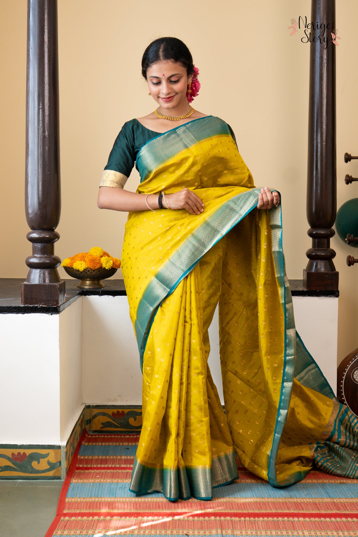 FALAK (फलक)