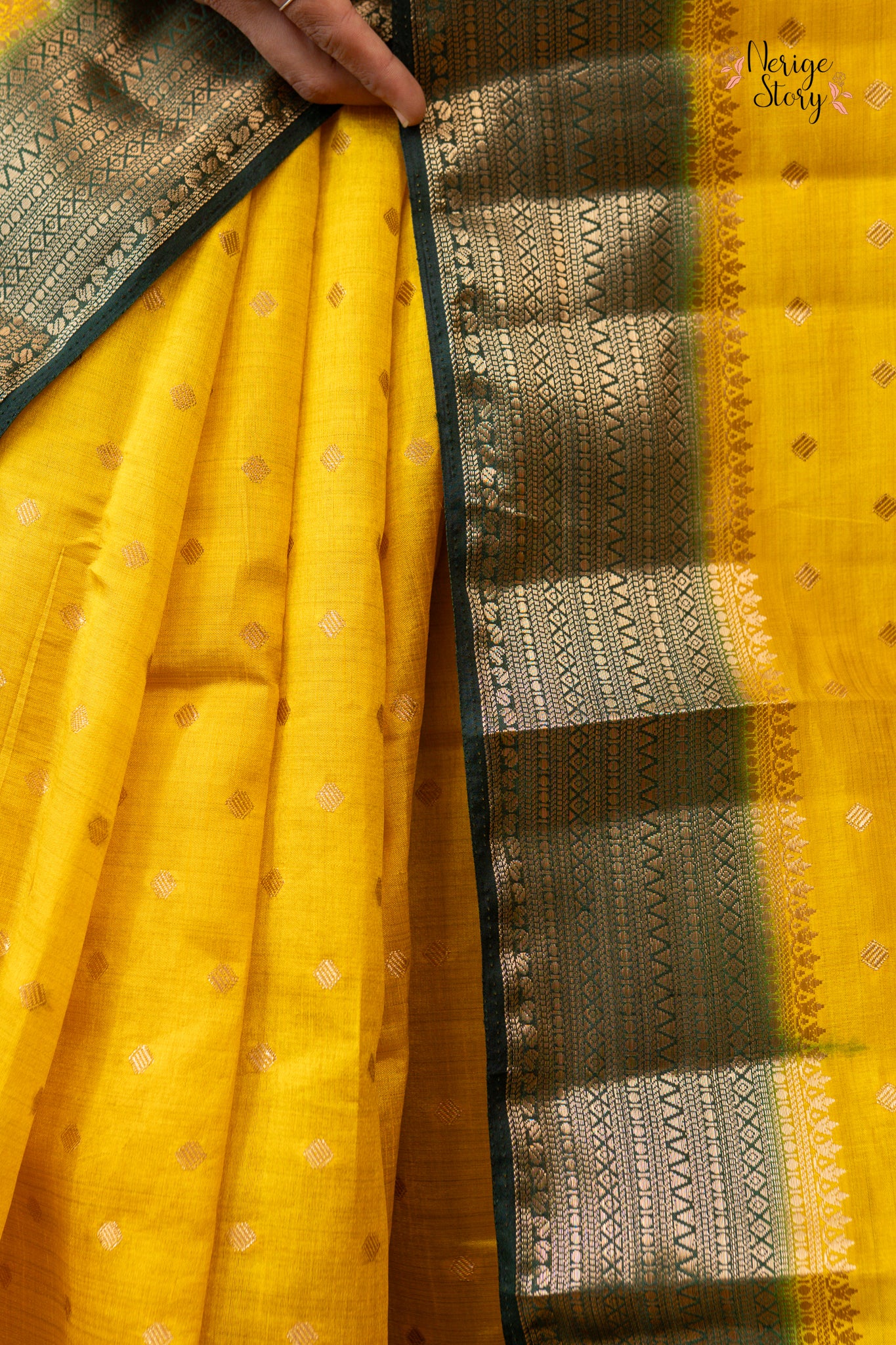 GUNJAN (गुंजन)