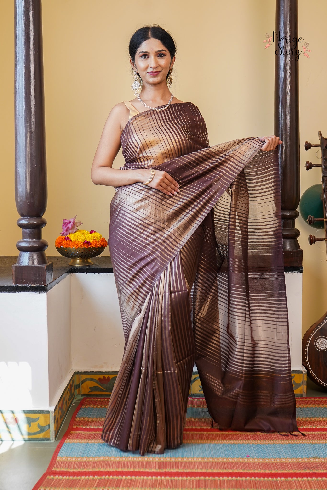 AMOLIKA (अमोलिका)