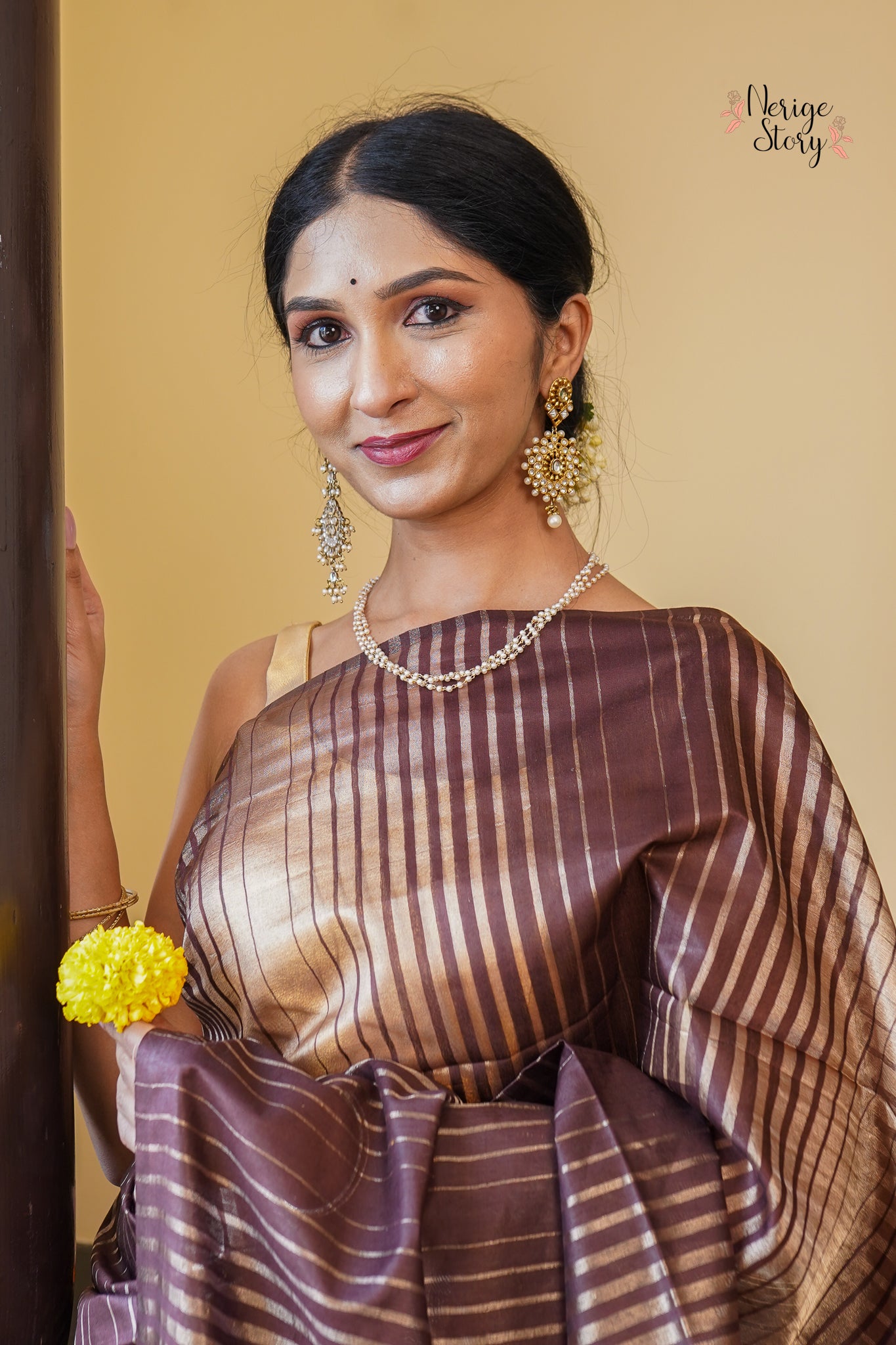 AMOLIKA (अमोलिका)