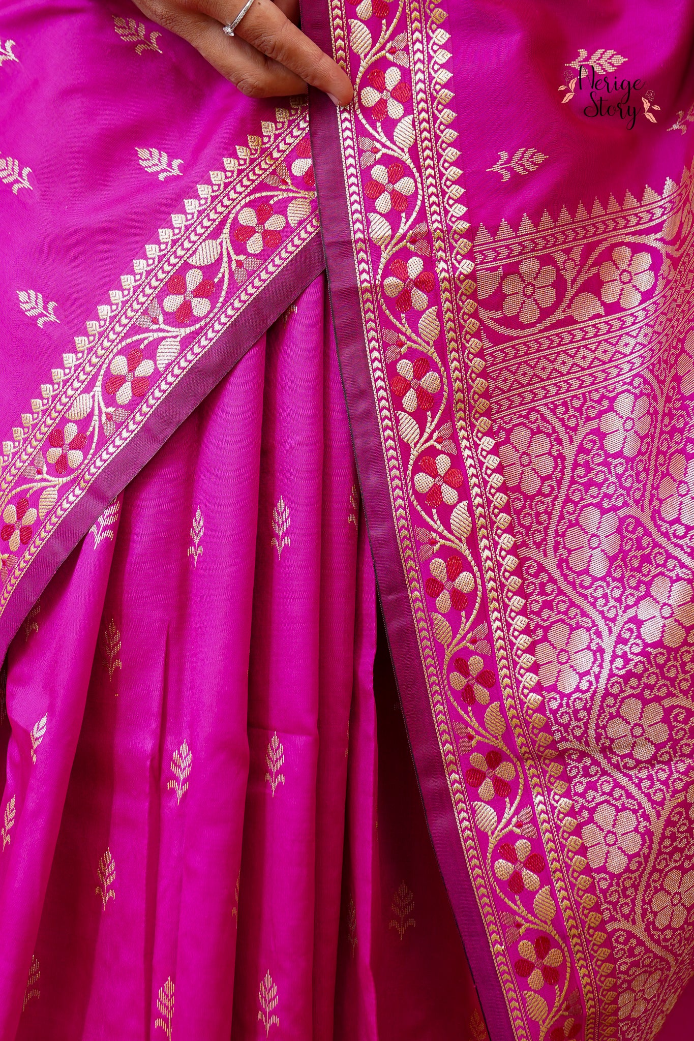 SHRAVIKA (श्राविका)