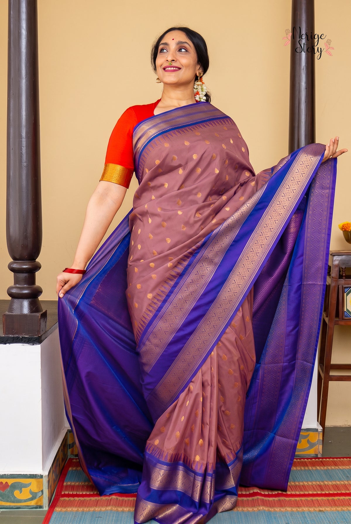 ANAGHASRI (ಅನಘಶ್ರೀ)