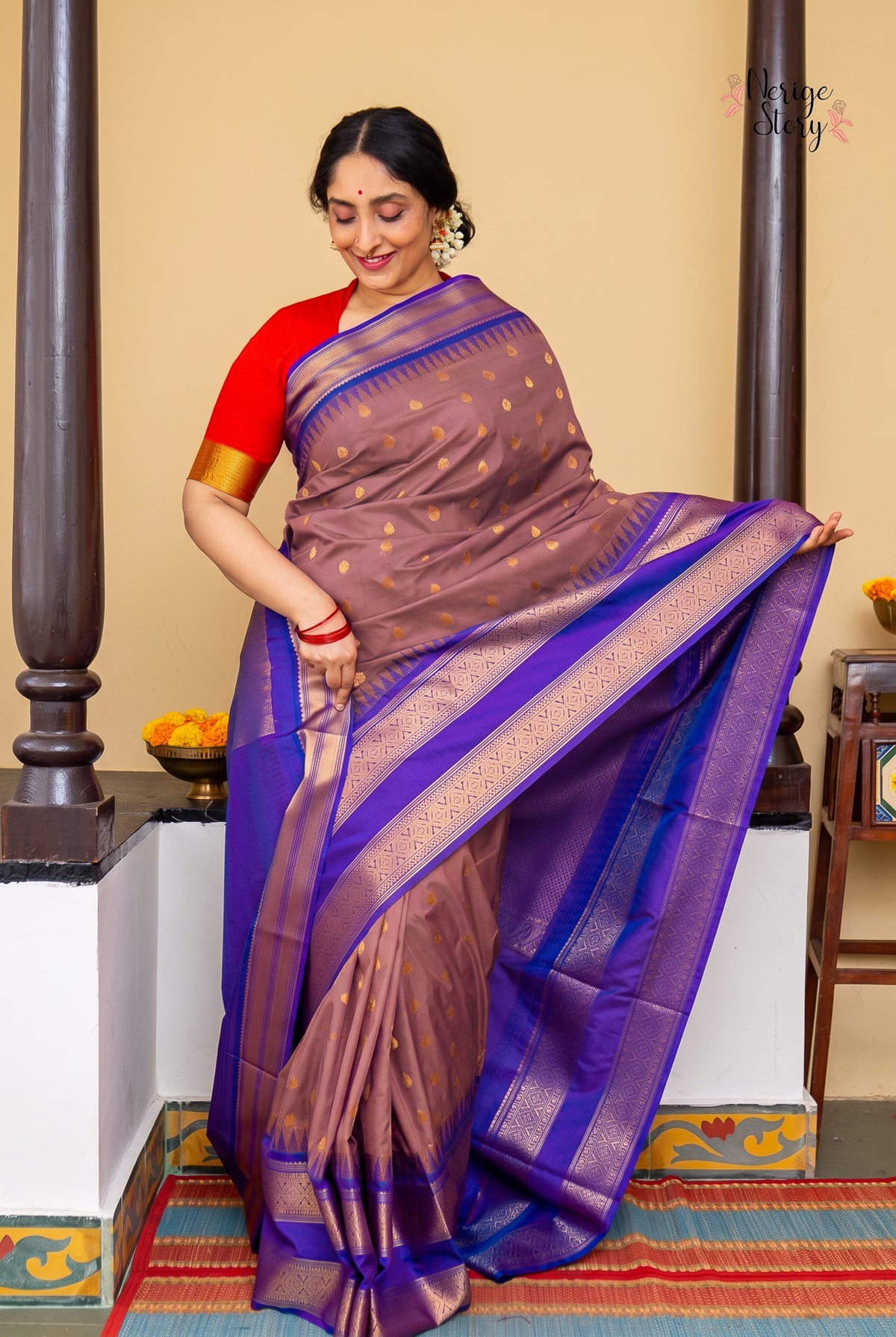 ANAGHASRI (ಅನಘಶ್ರೀ)