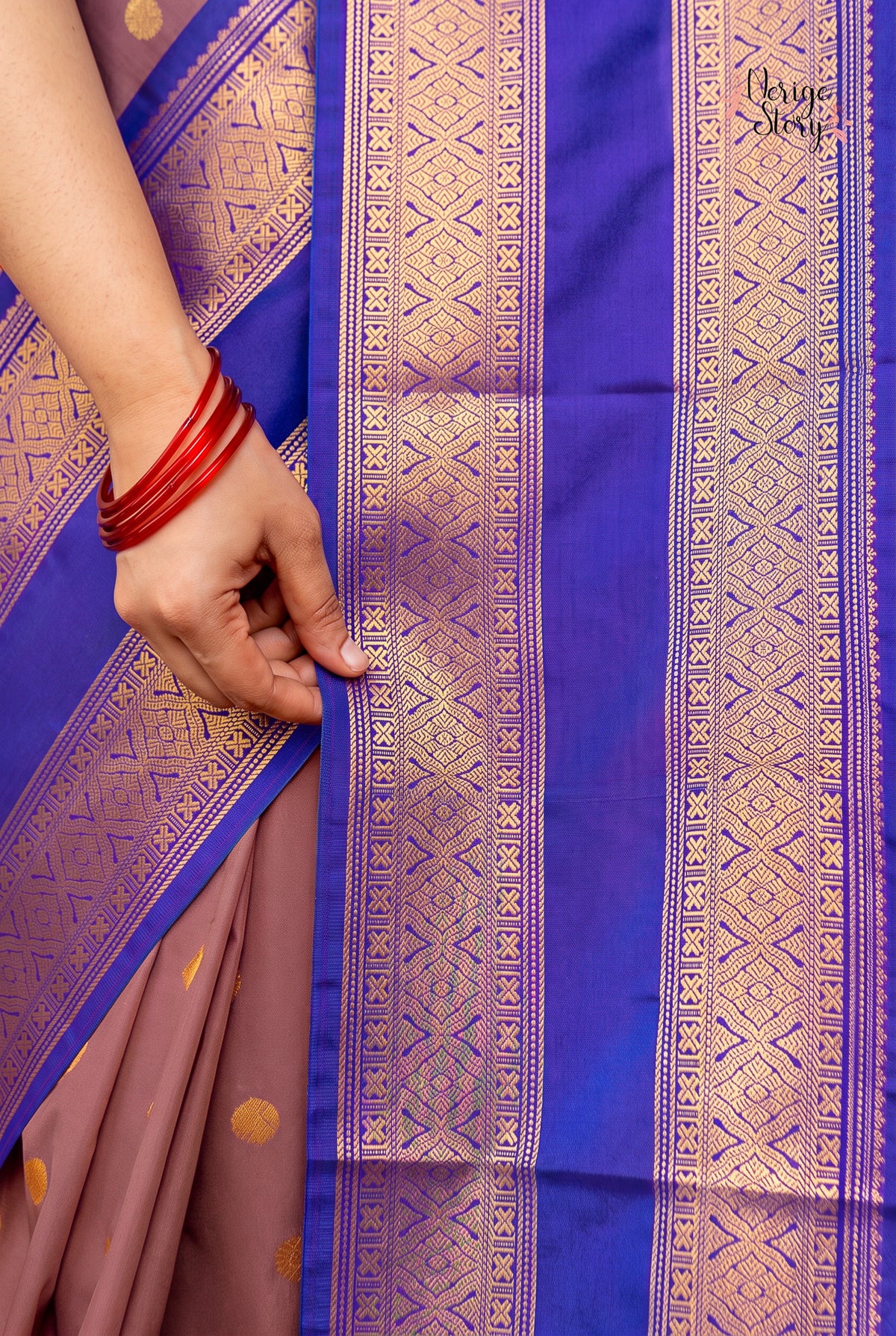 ANAGHASRI (ಅನಘಶ್ರೀ)