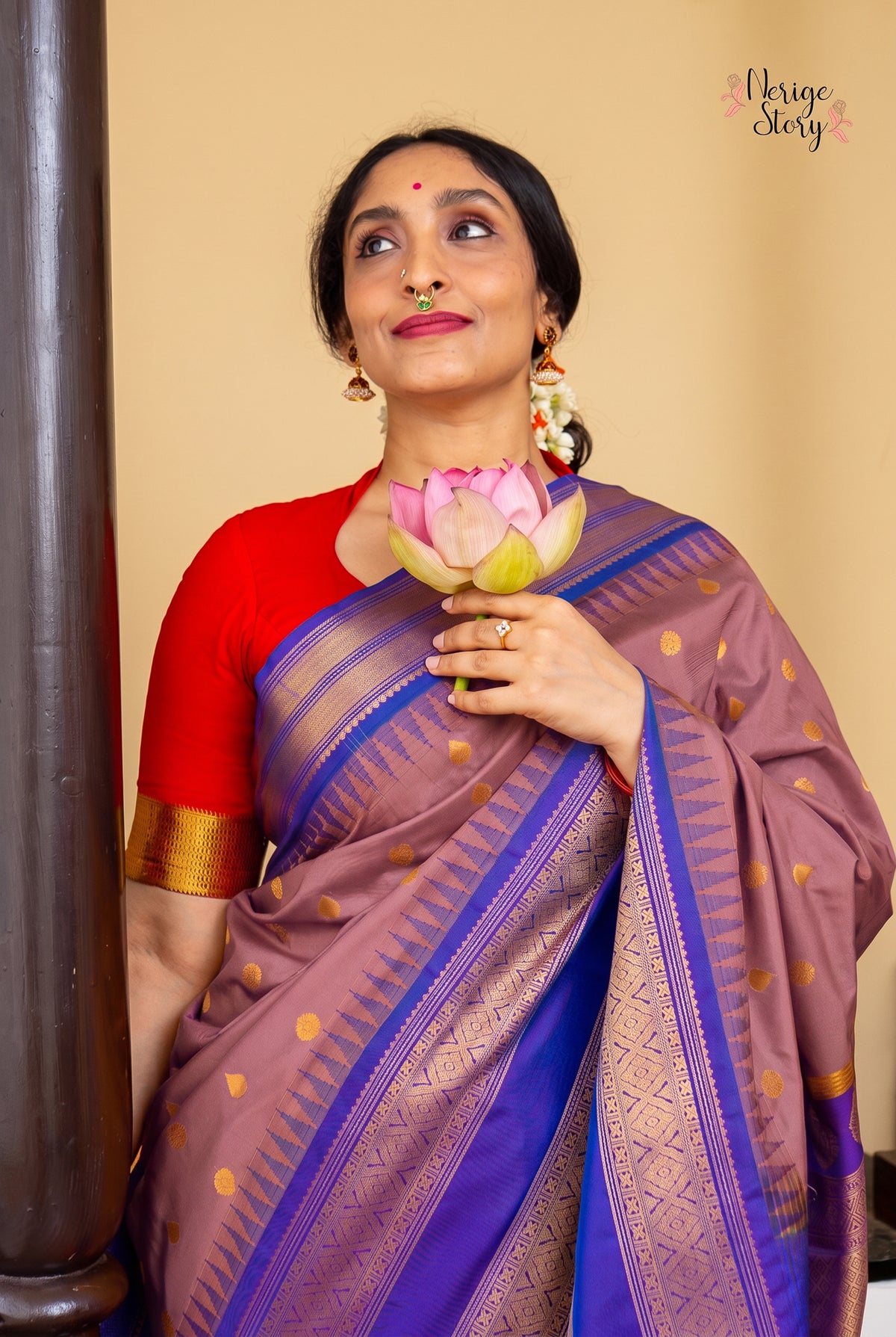 ANAGHASRI (ಅನಘಶ್ರೀ)
