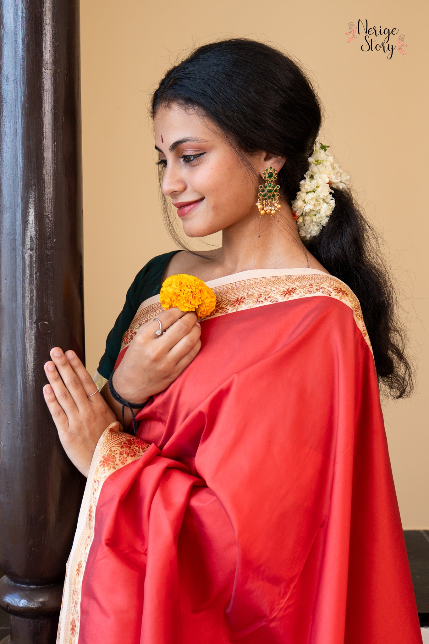 PRAVINAJA (प्रवीणजा)