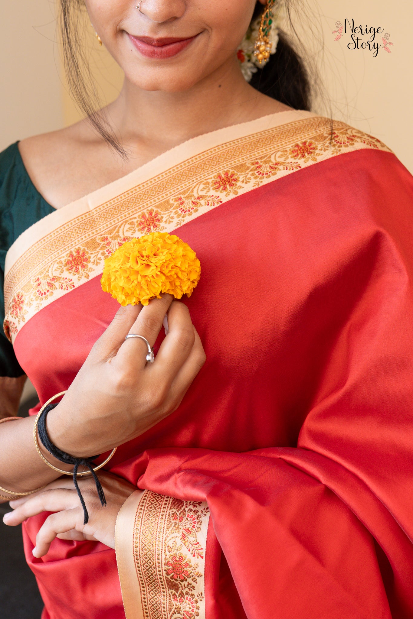 PRAVINAJA (प्रवीणजा)