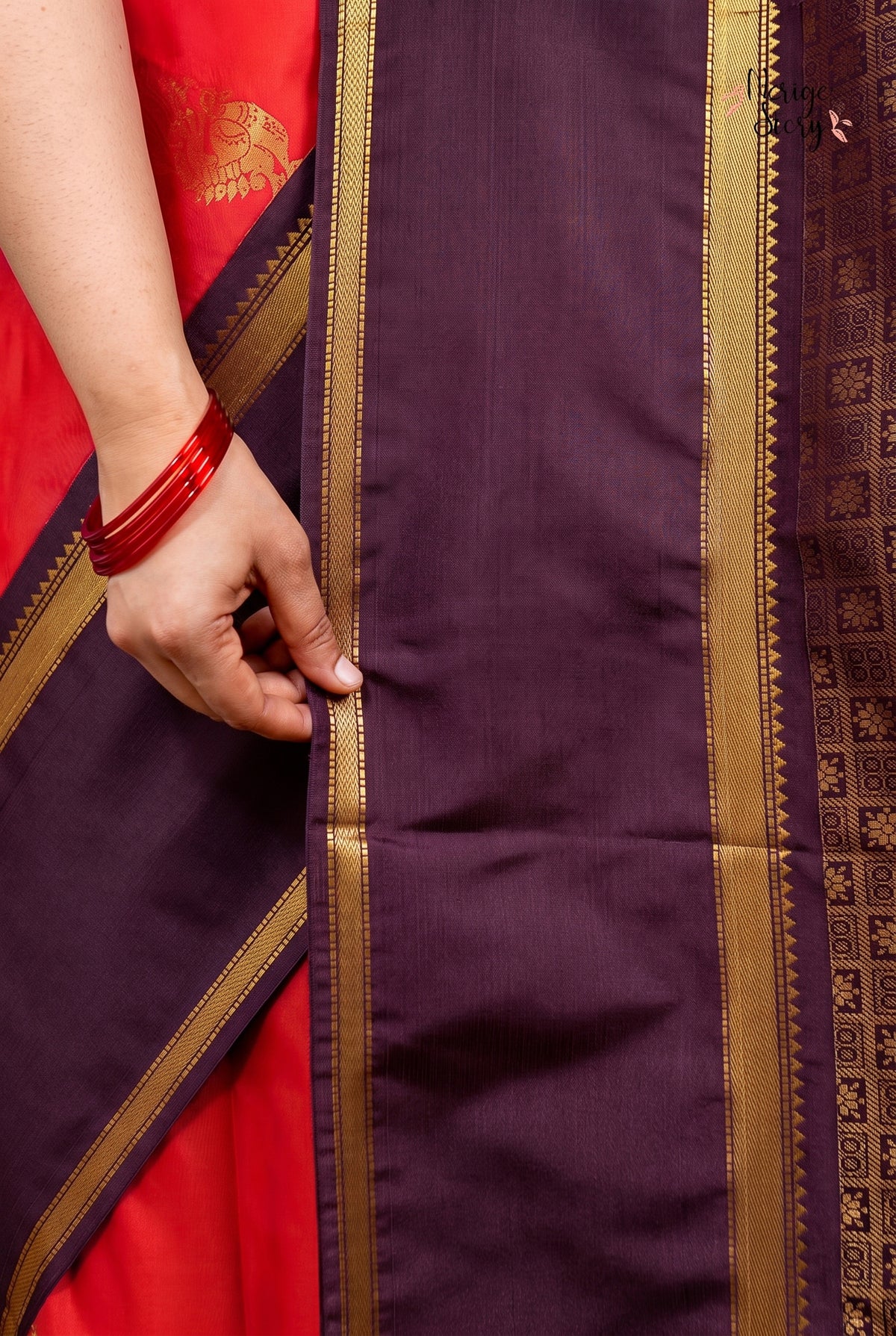 ARINYA (ആരിണ്യ)