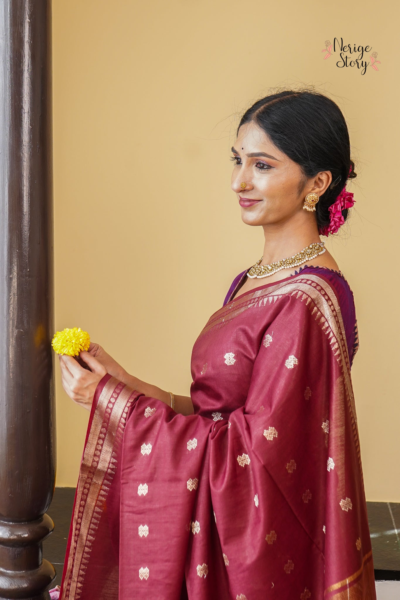 JANAVI (जानवी)