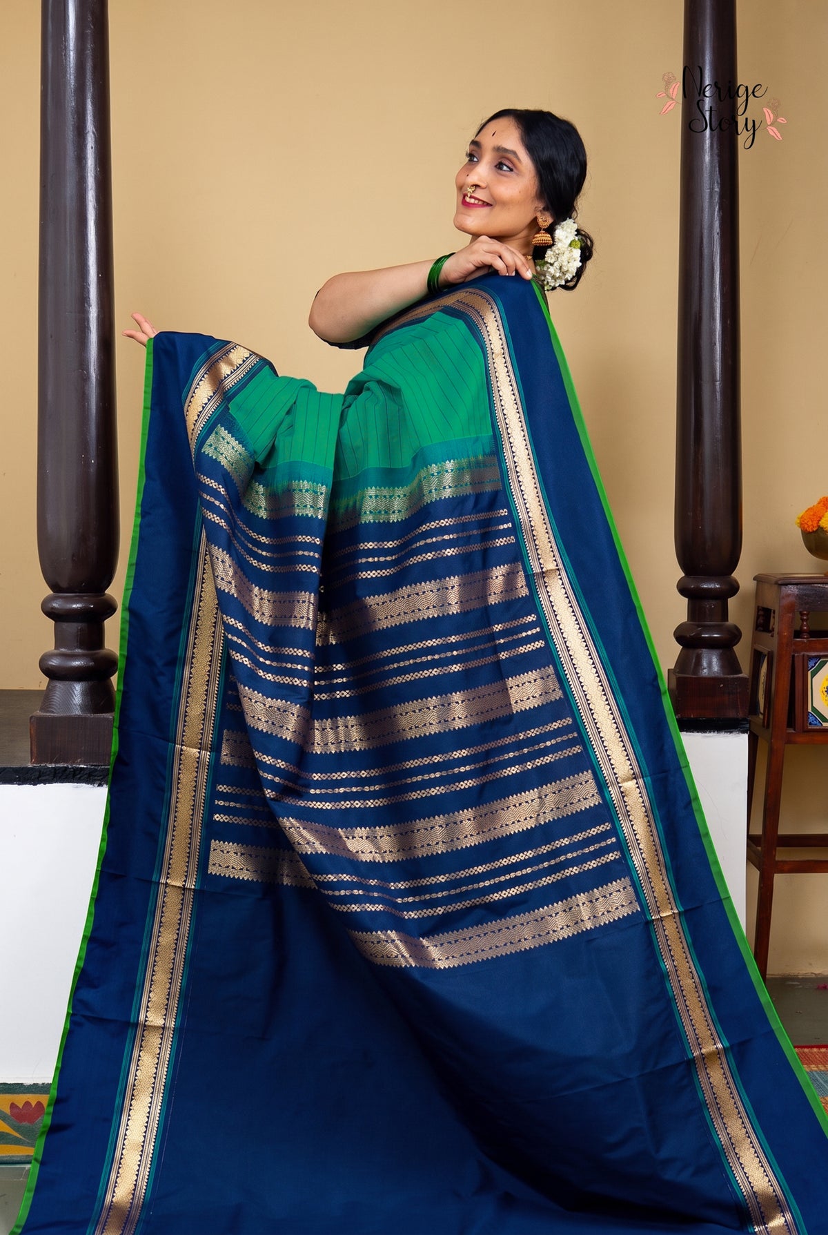 SHAMBHAVI (சாம்பவி)