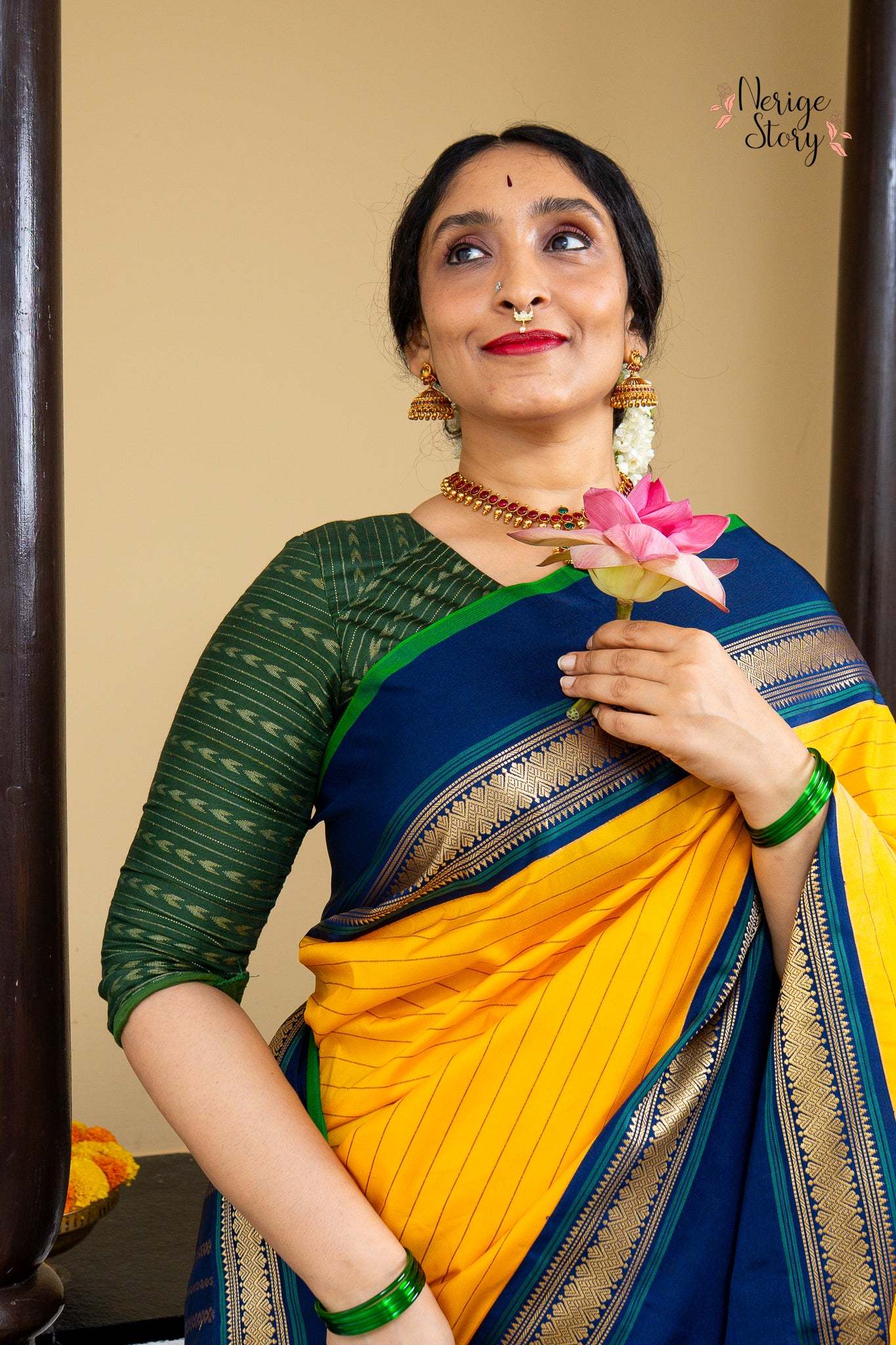 MAHALAKSHMI (महालक्ष्मी)