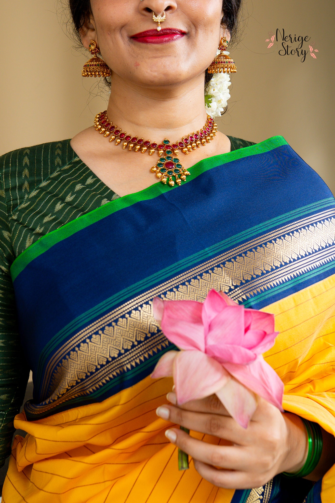 MAHALAKSHMI (महालक्ष्मी)