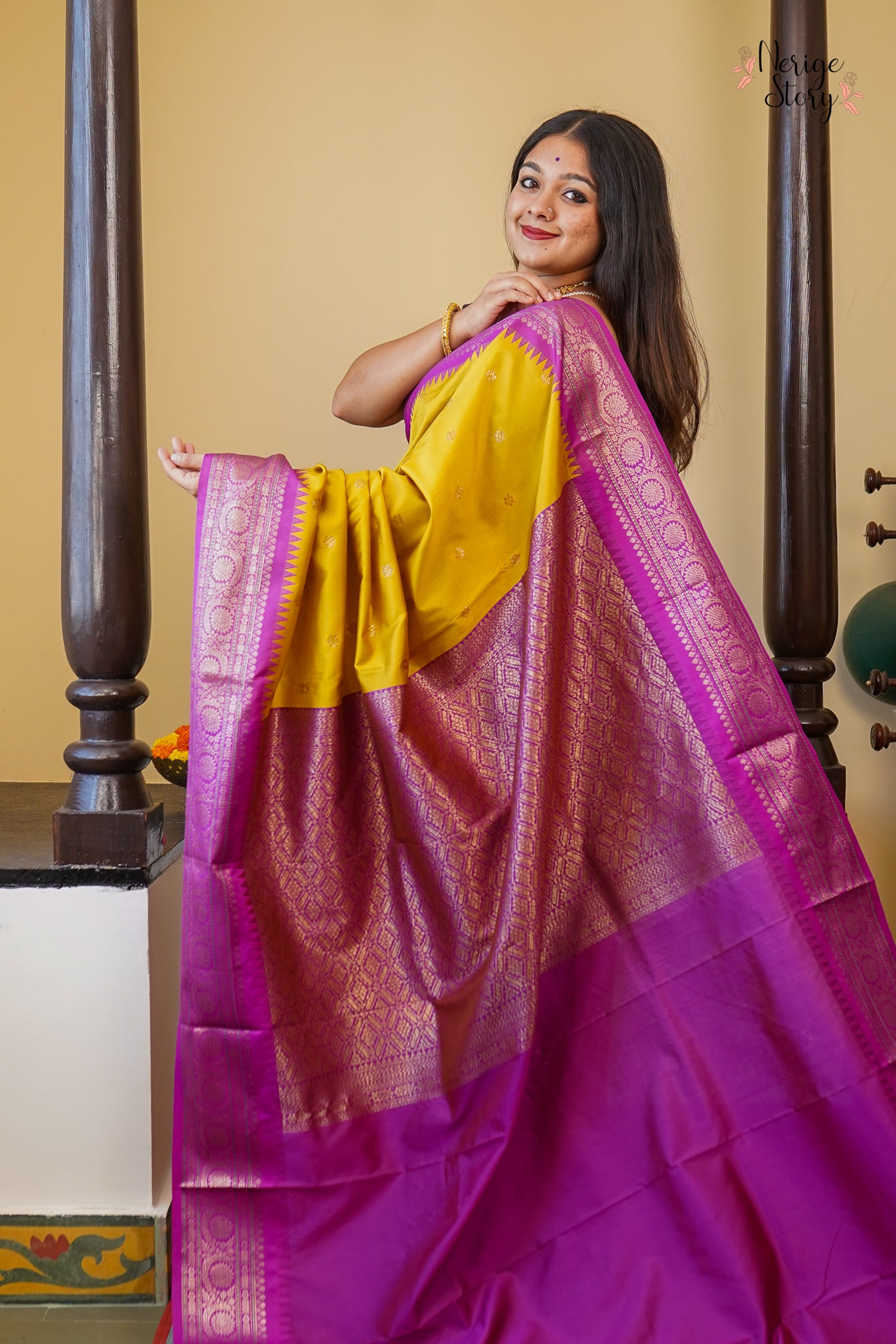 AKALPITA (अकल्पिता)