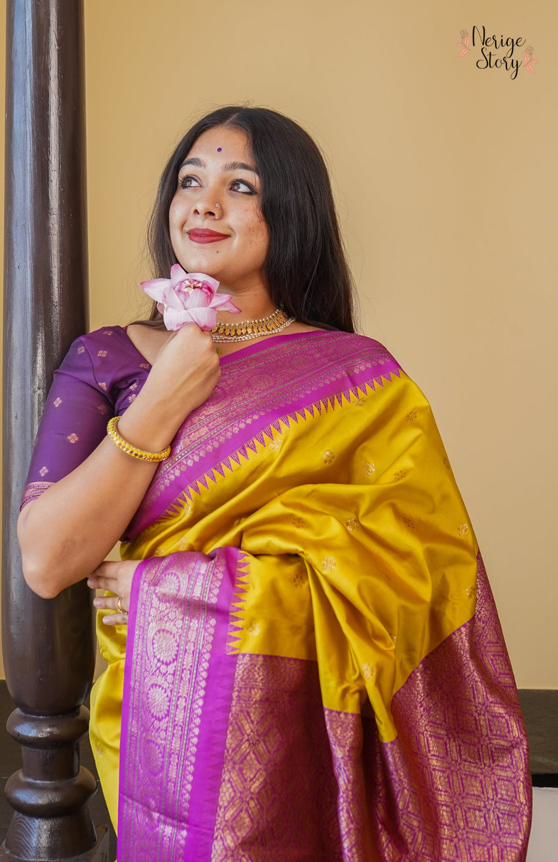 AKALPITA (अकल्पिता)