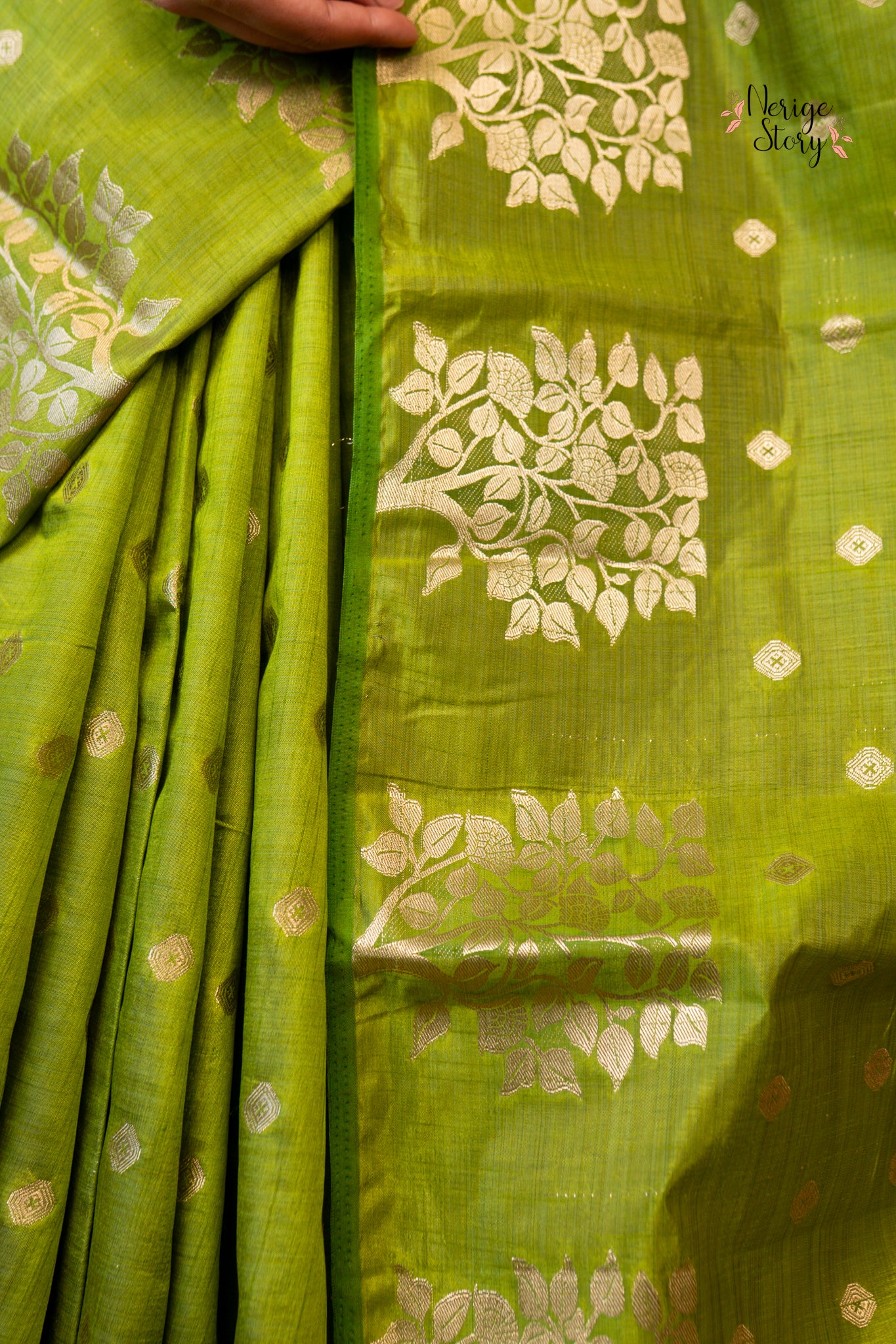 ARCHITA (अर्चिता)