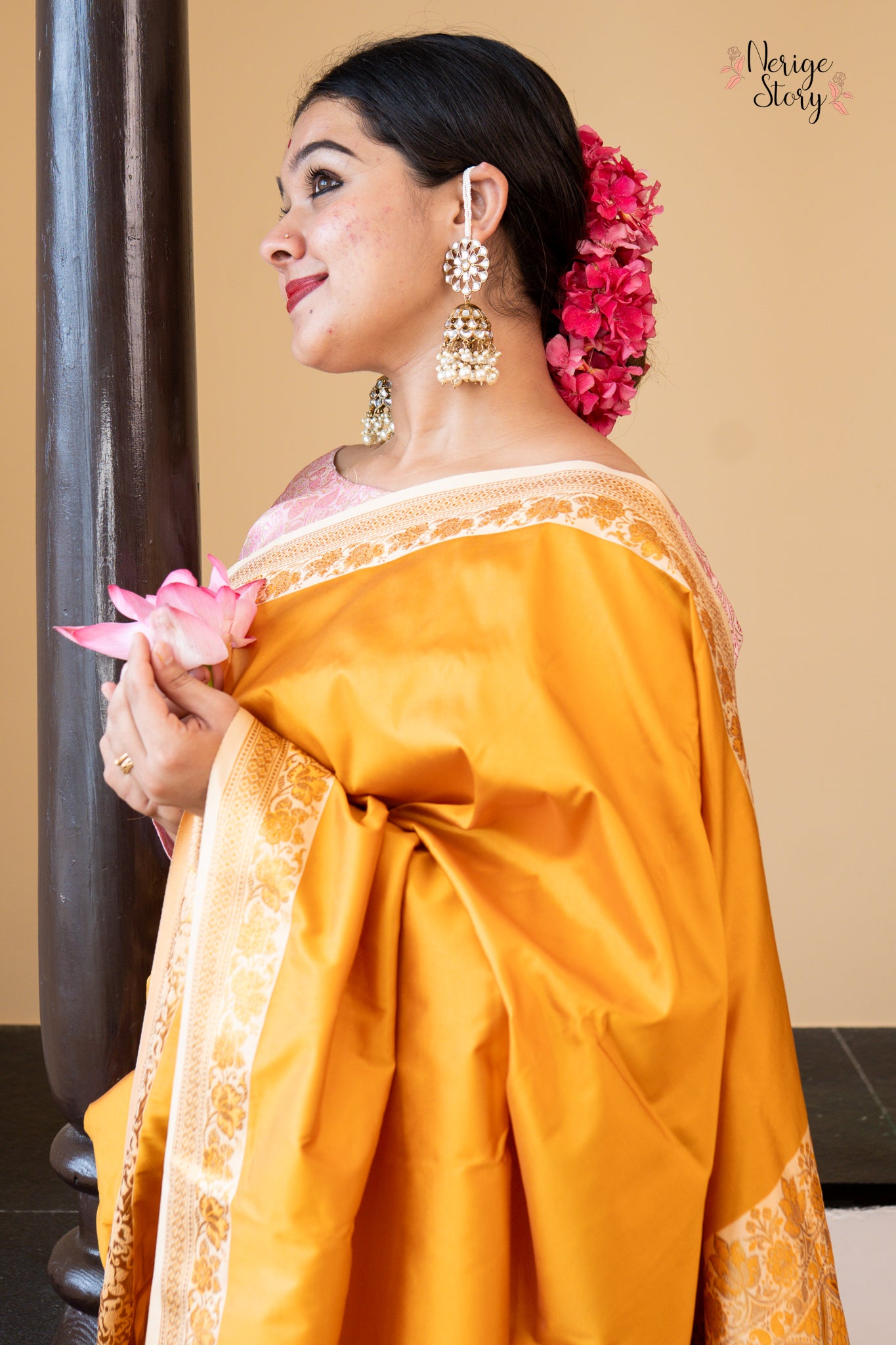 CHAHANA (चाहना)