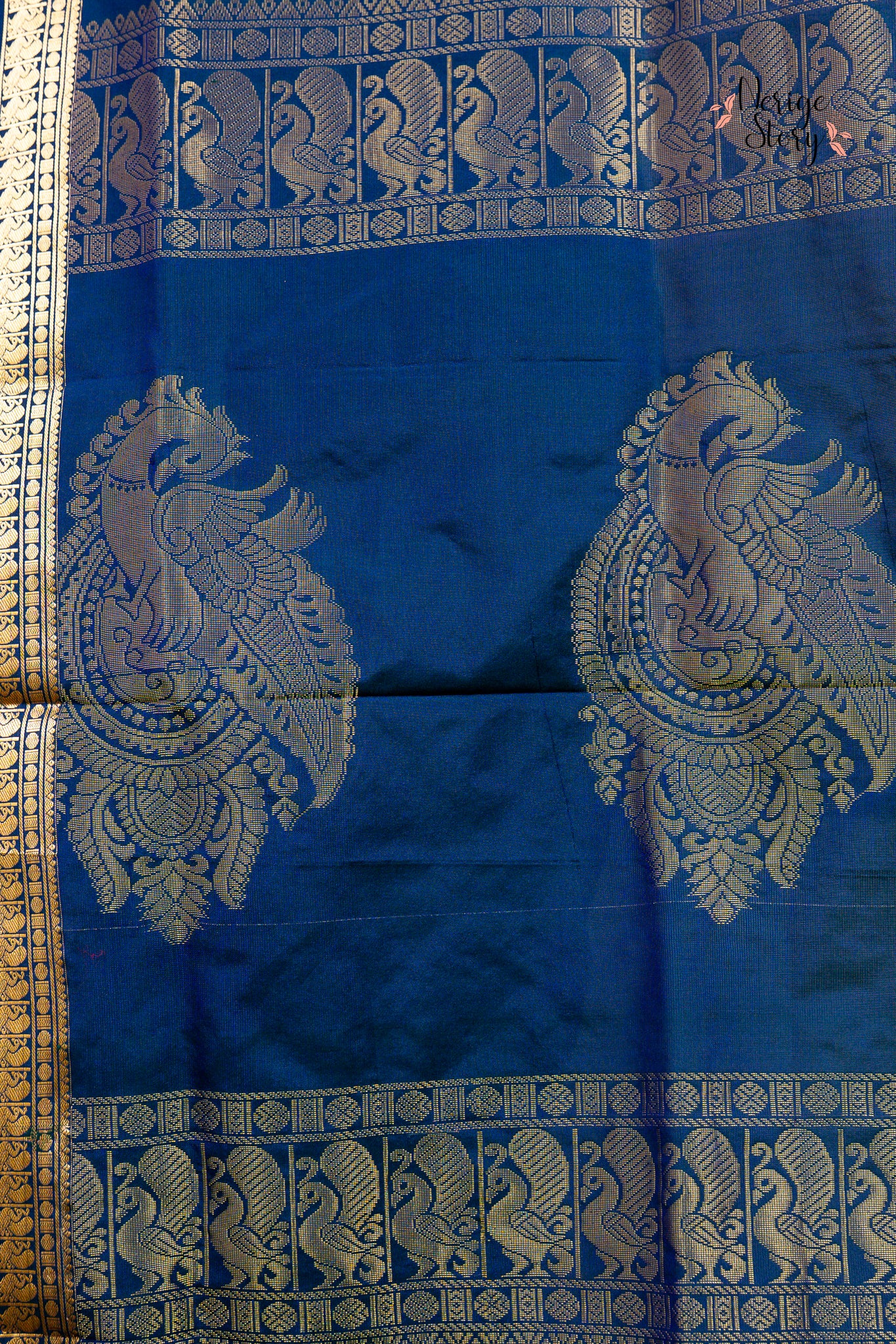 SHODASHI (षोडशी)
