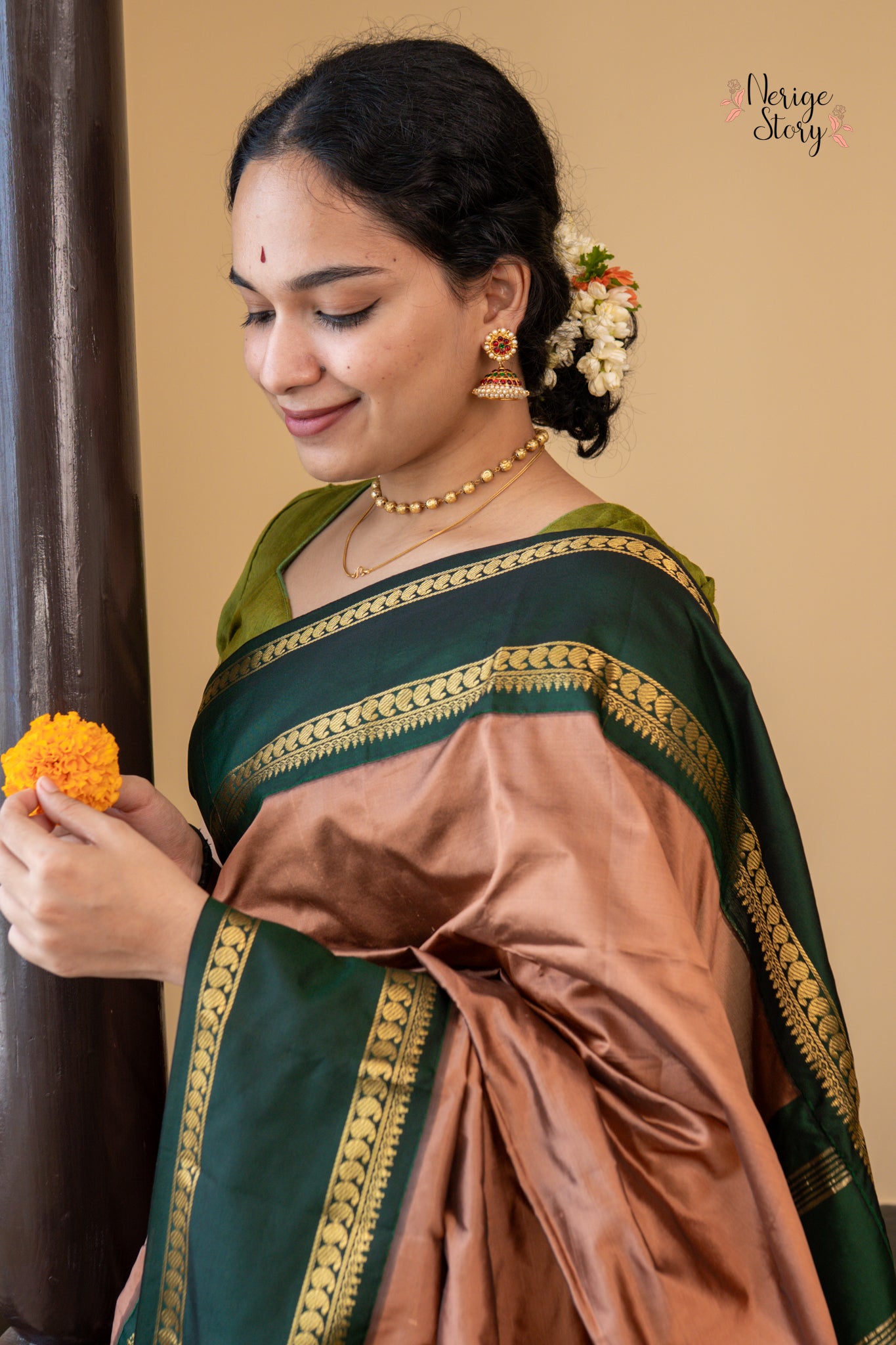 RAJSHRI (ರಾಜಶ್ರೀ)
