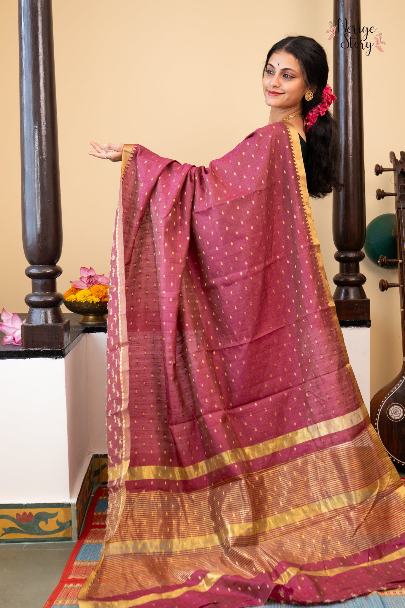 ARUSHIKA (अरुषिका)