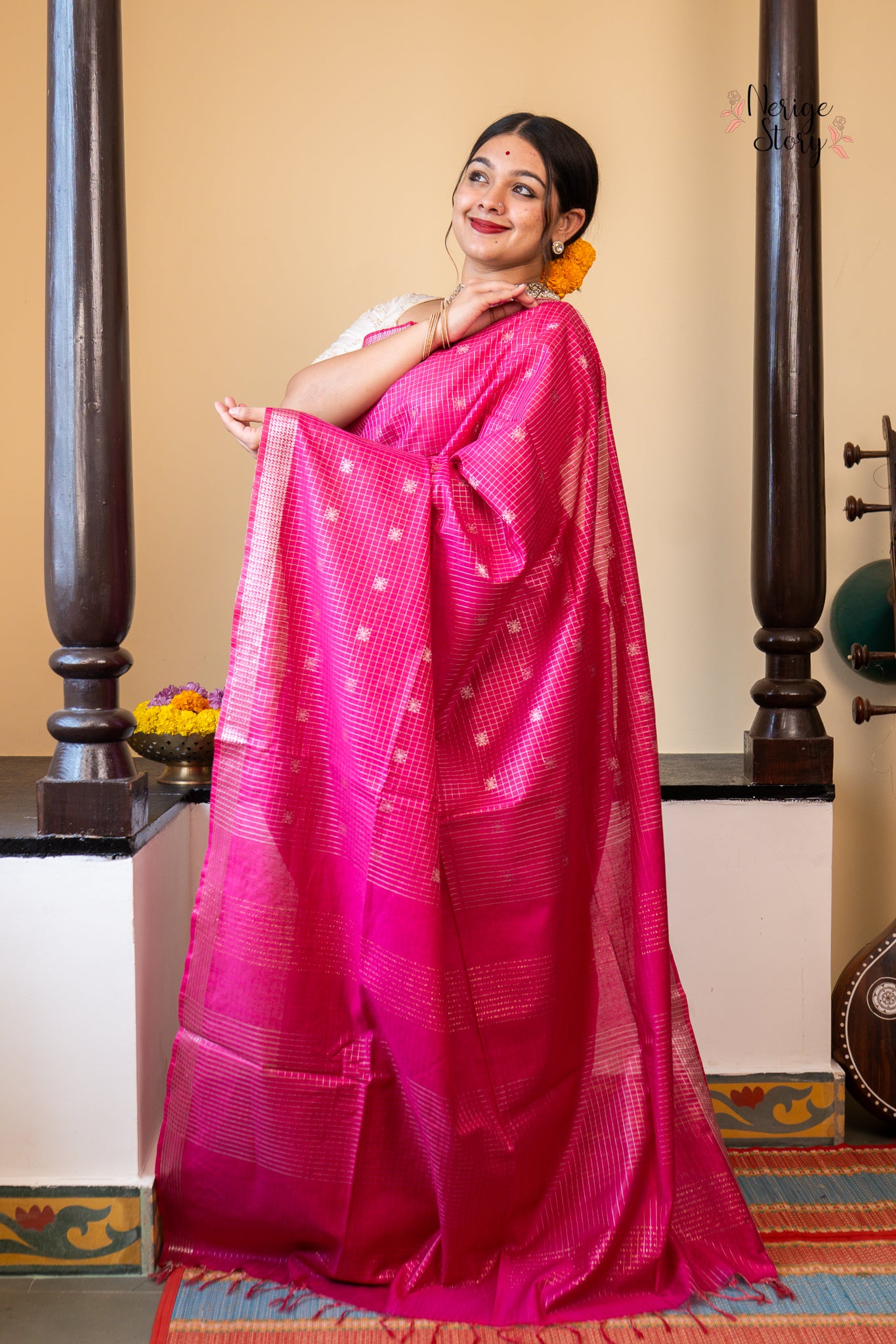 GAYANA (गायना)