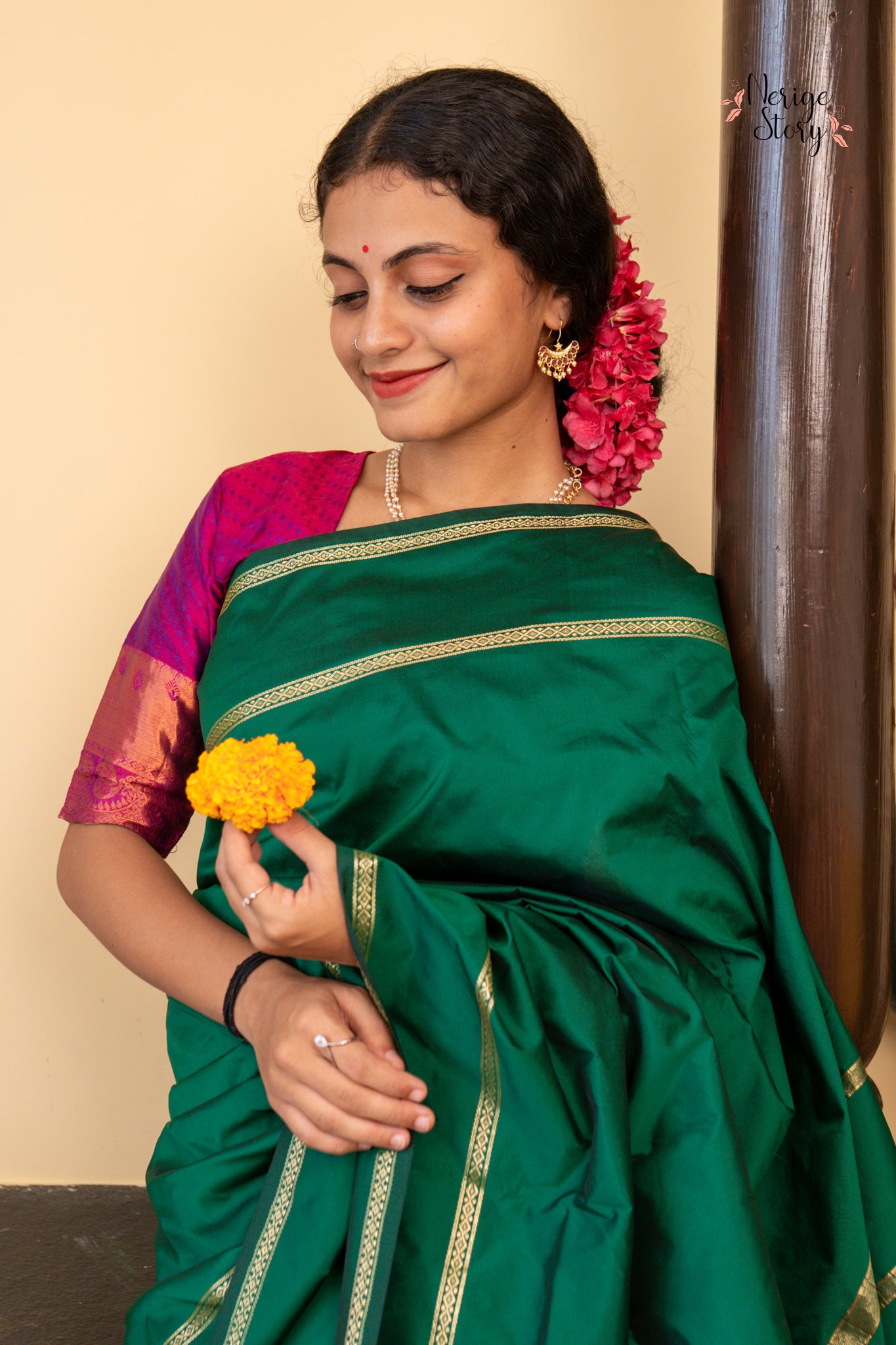 AMODINI (ಅಮೋದಿನಿ)