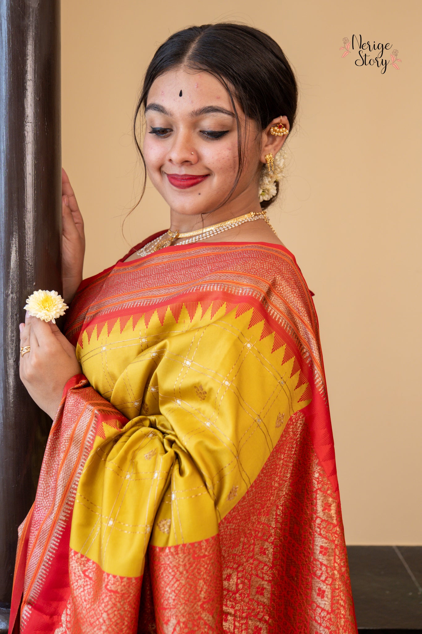 YASHVIKA (यश्विका)