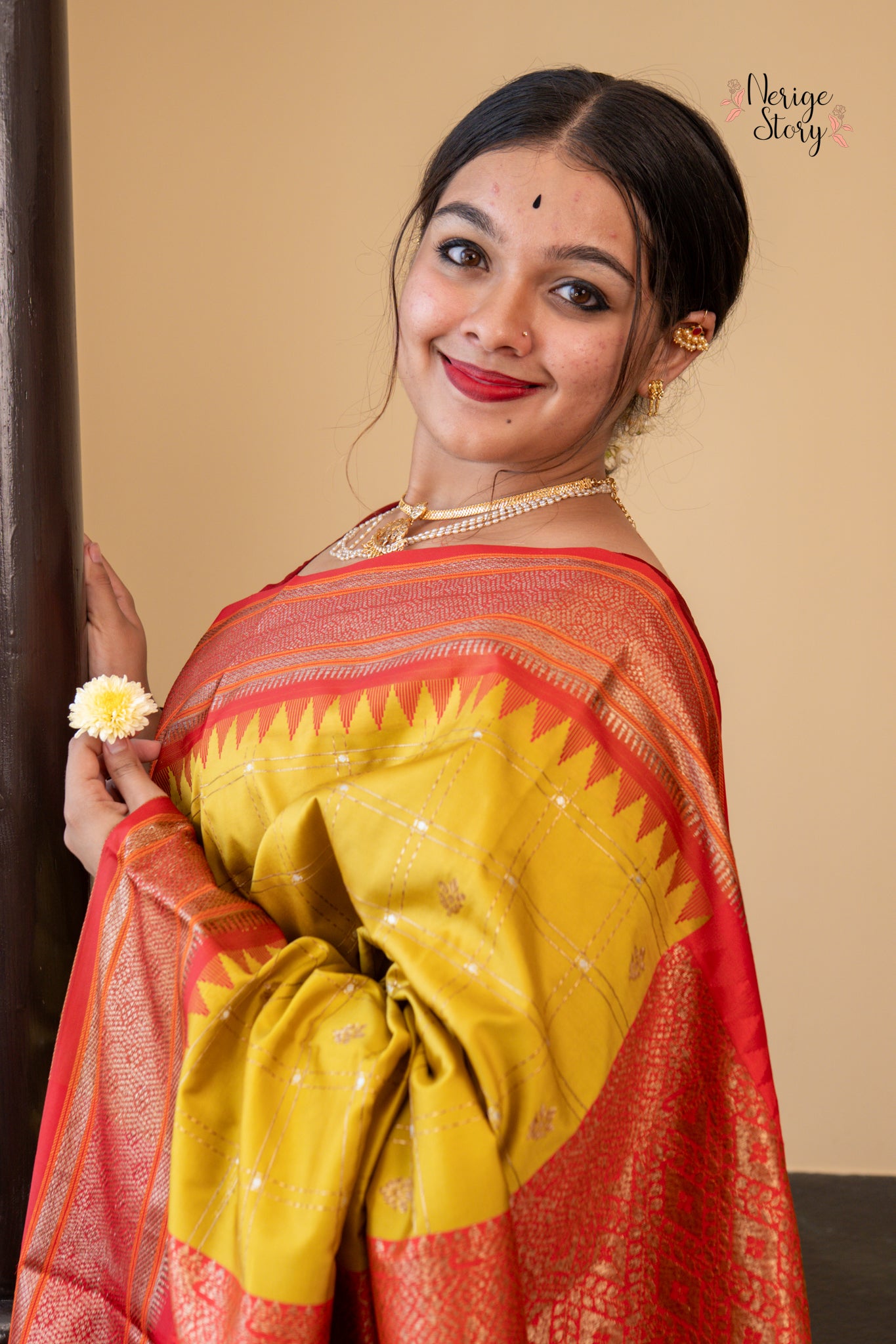 YASHVIKA (यश्विका)