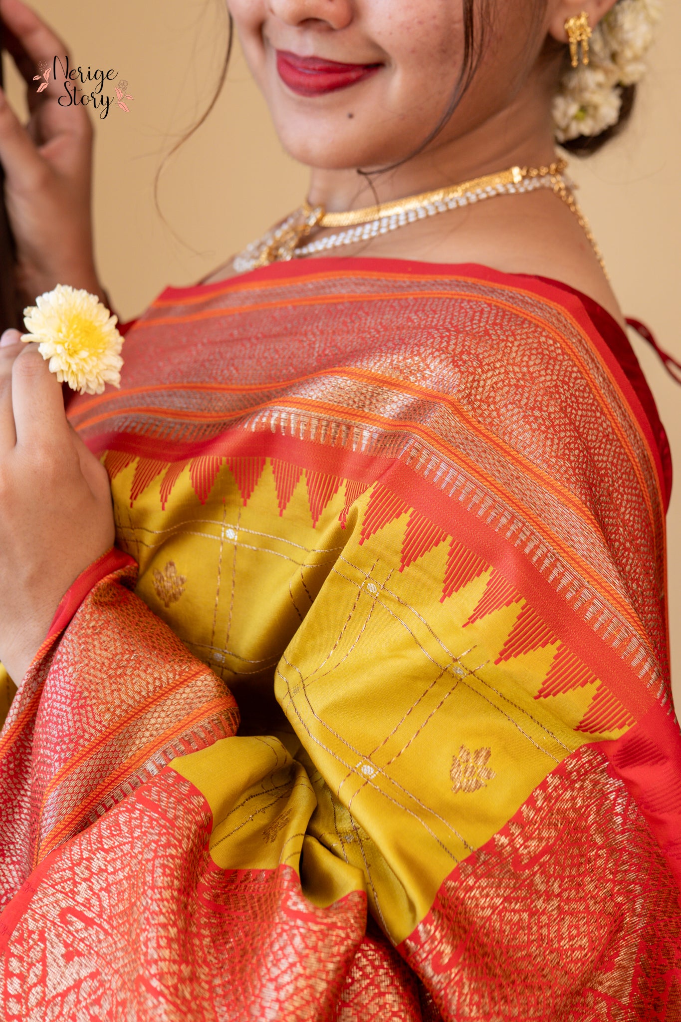 YASHVIKA (यश्विका)