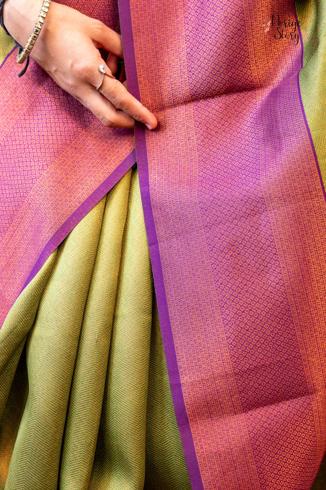 DHARINI (धरिणी)