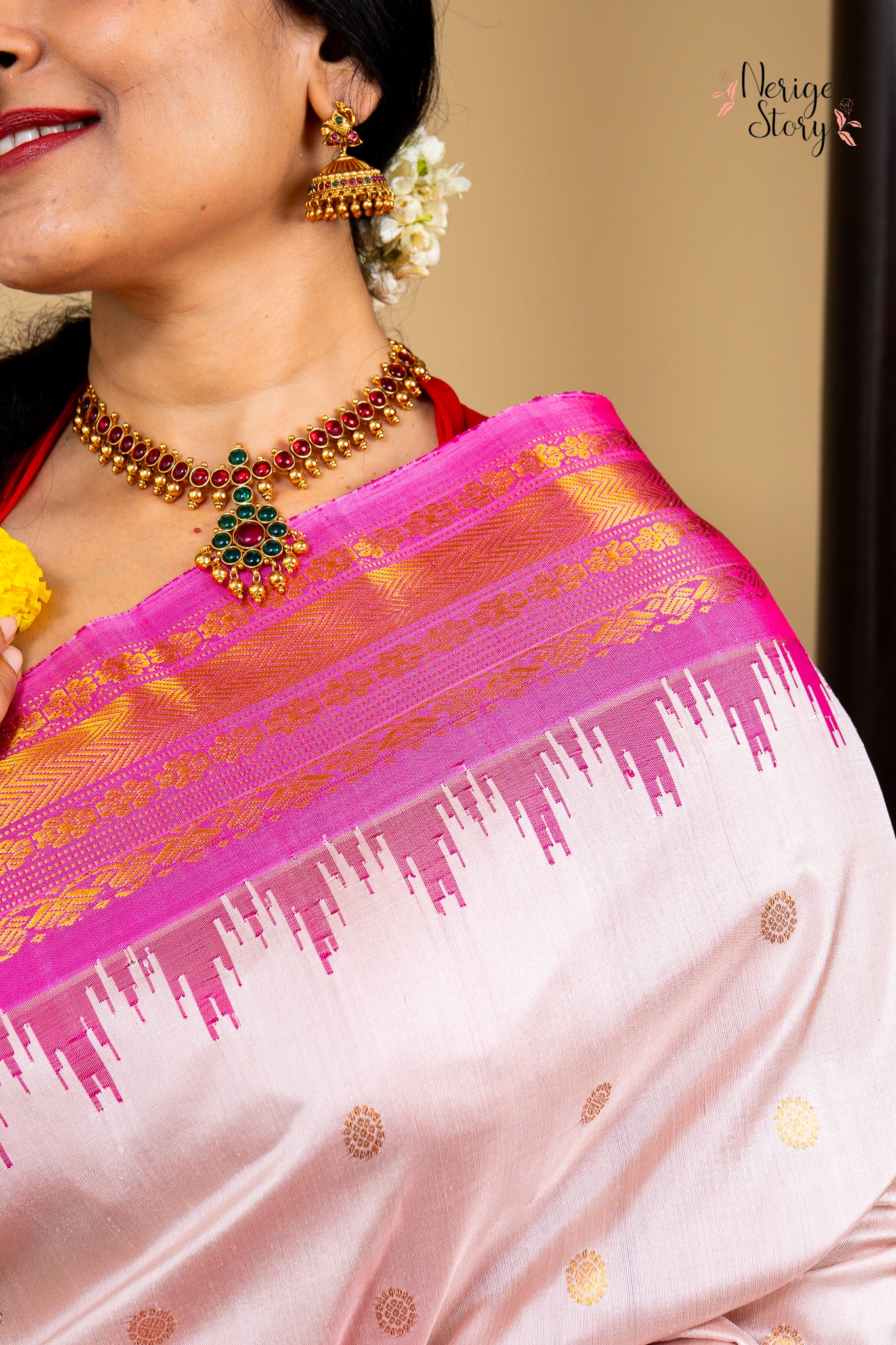 CHITRAKSHI (చిత్రాక్షి)