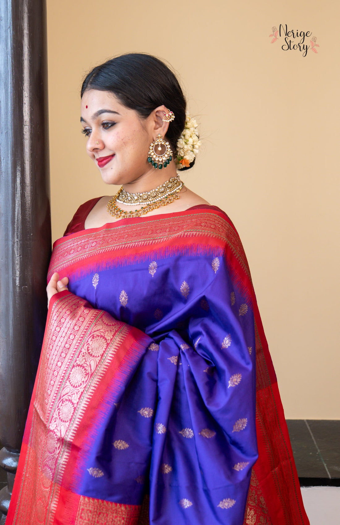 MANISHA (मनीषा)