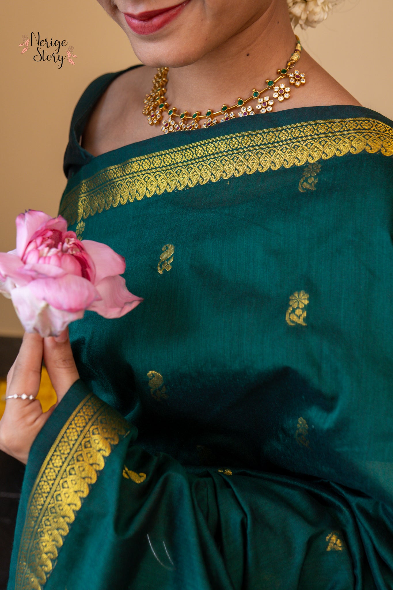 DEVINA (ದೇವಿನಾ)