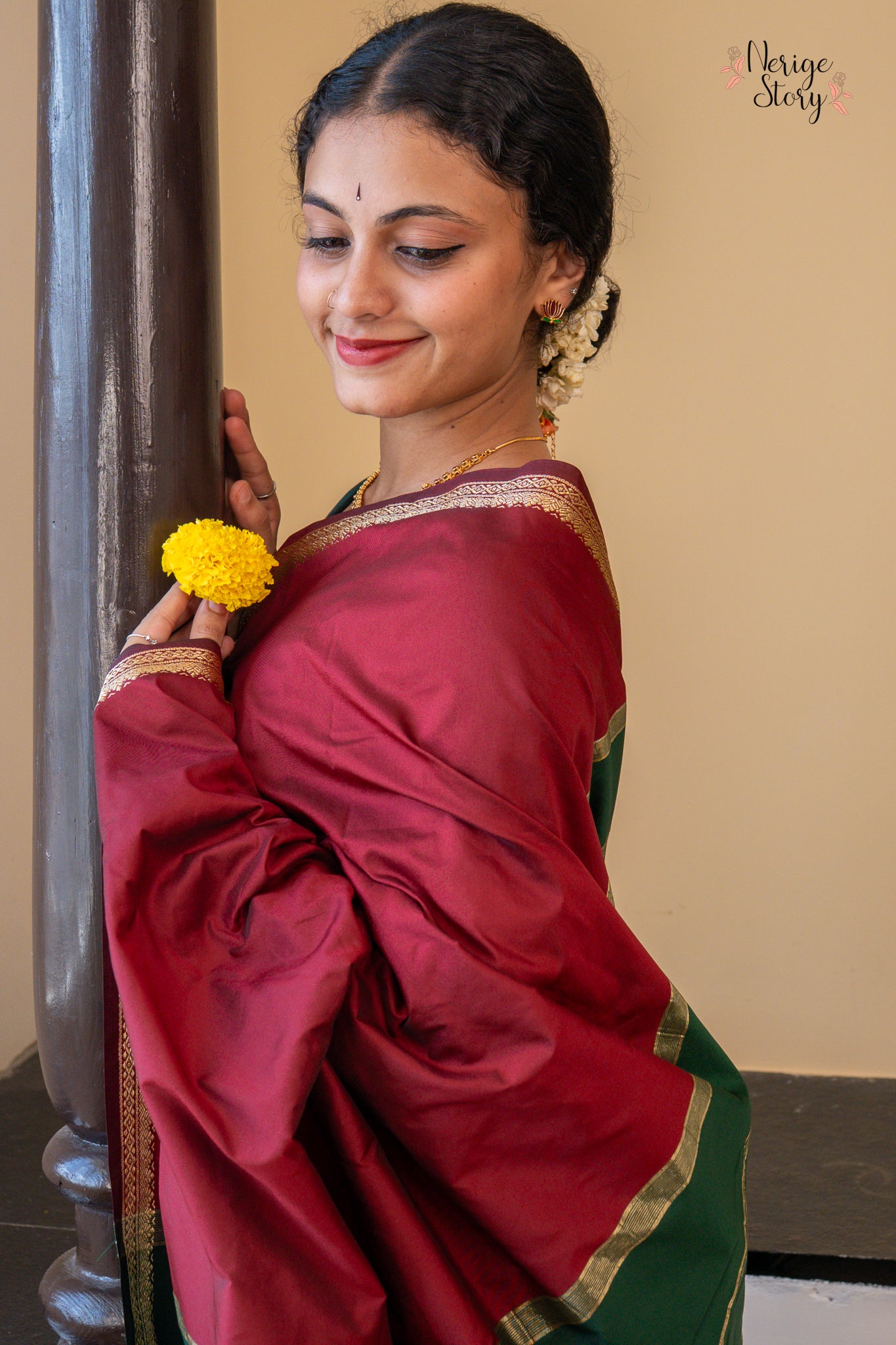 KAMANIYA (ಕಮನೀಯ)