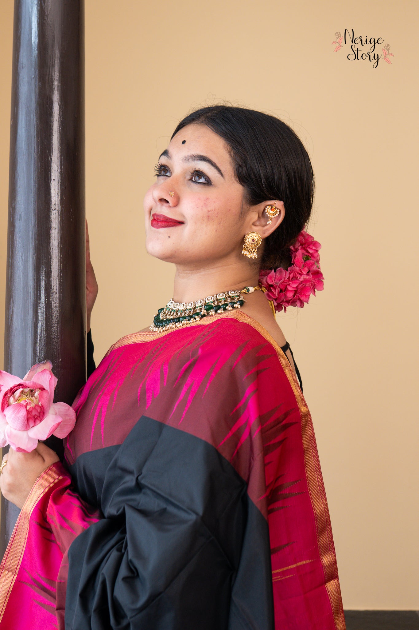 MRUNMAYI (ಮೃಣ್ಮಯಿ)