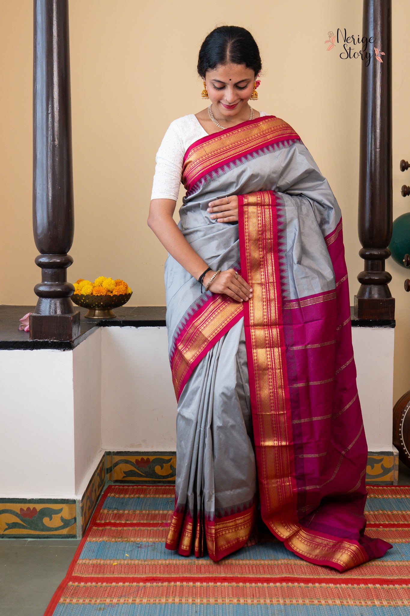 GAAYIKA (ಗಾಯಿಕಾ)