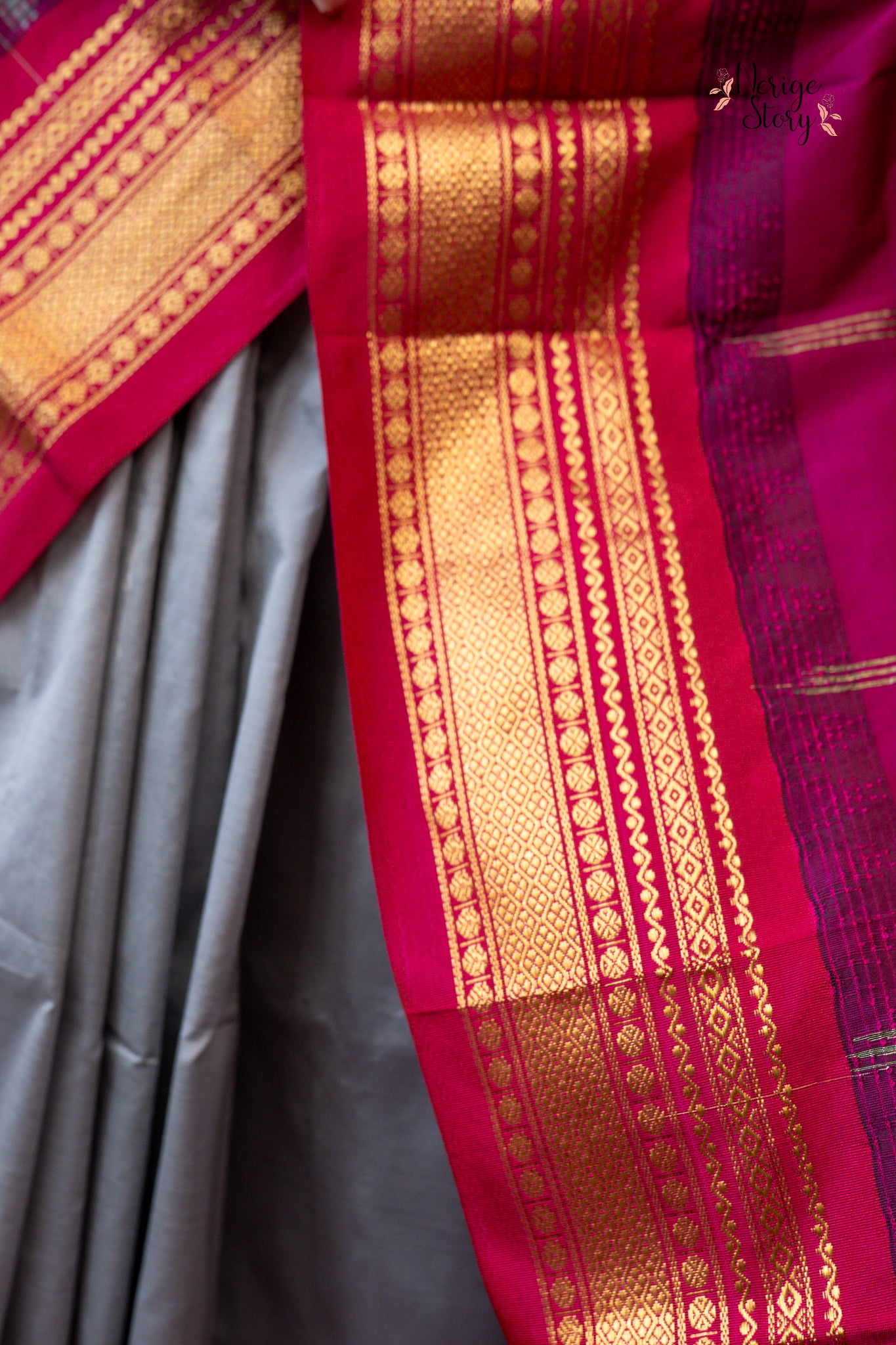 GAAYIKA (ಗಾಯಿಕಾ)